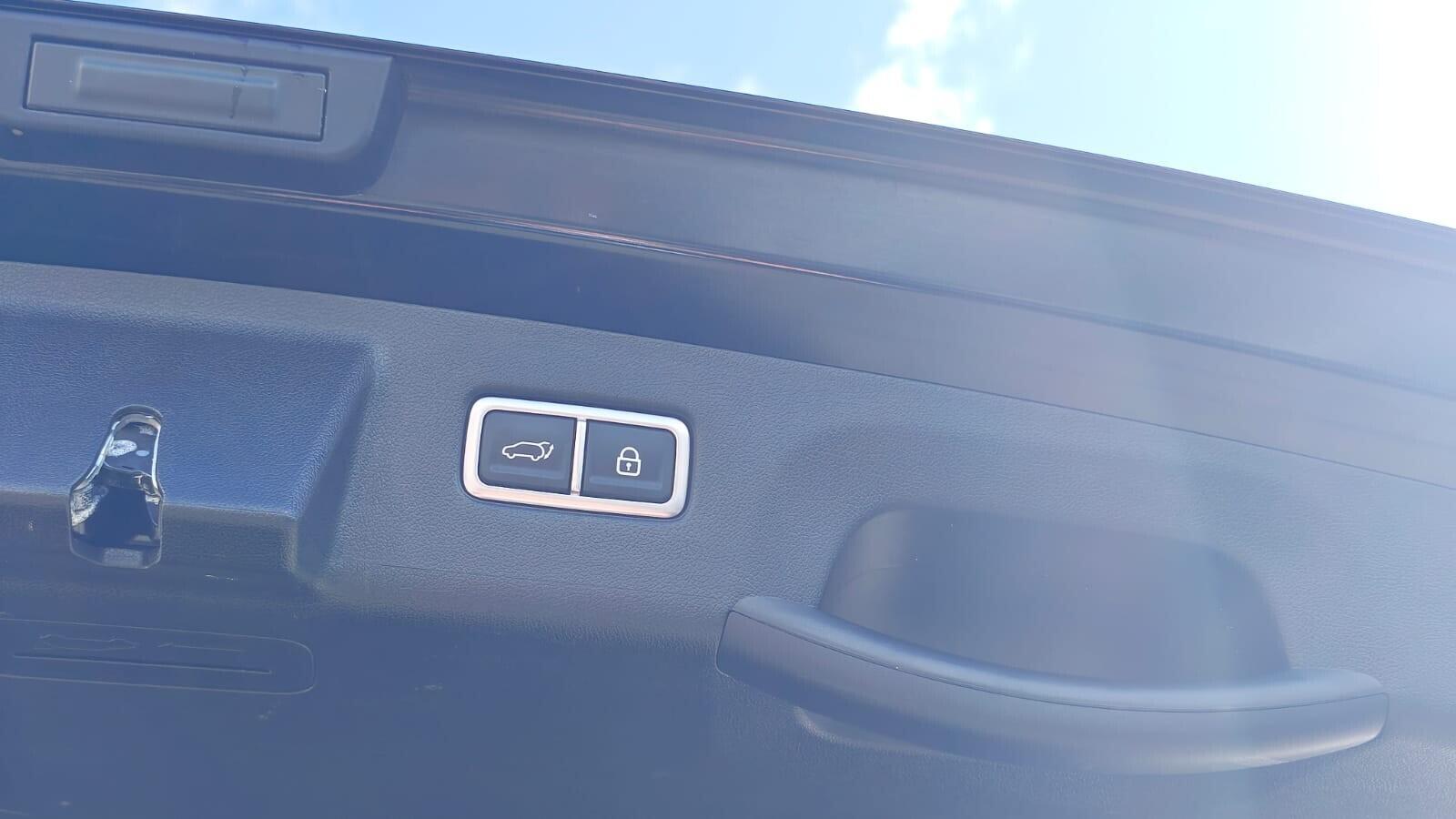 Kia Sorento view 9