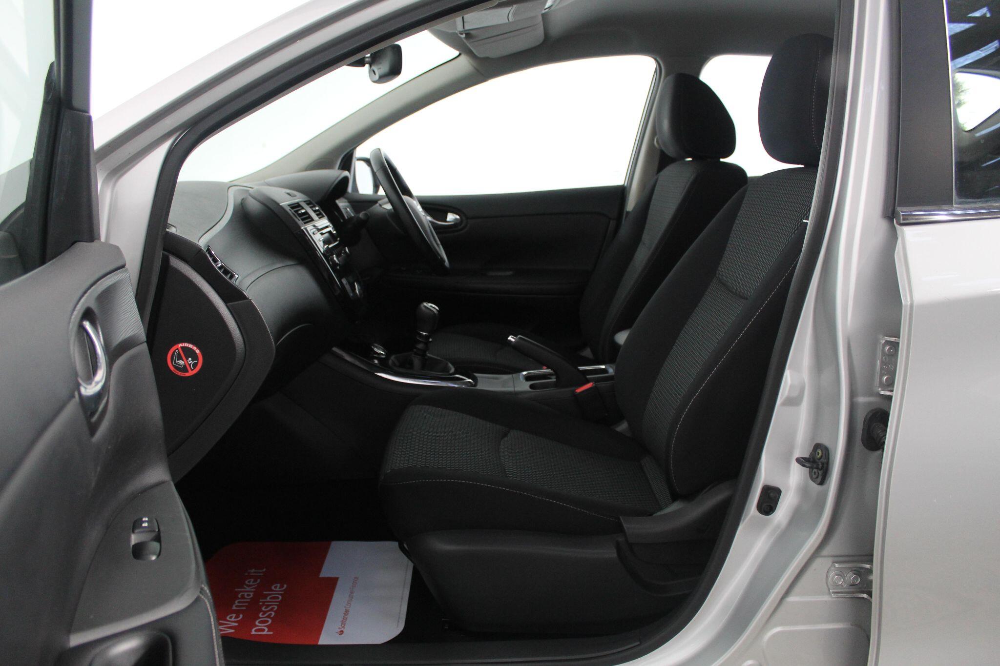 Nissan Pulsar view 45
