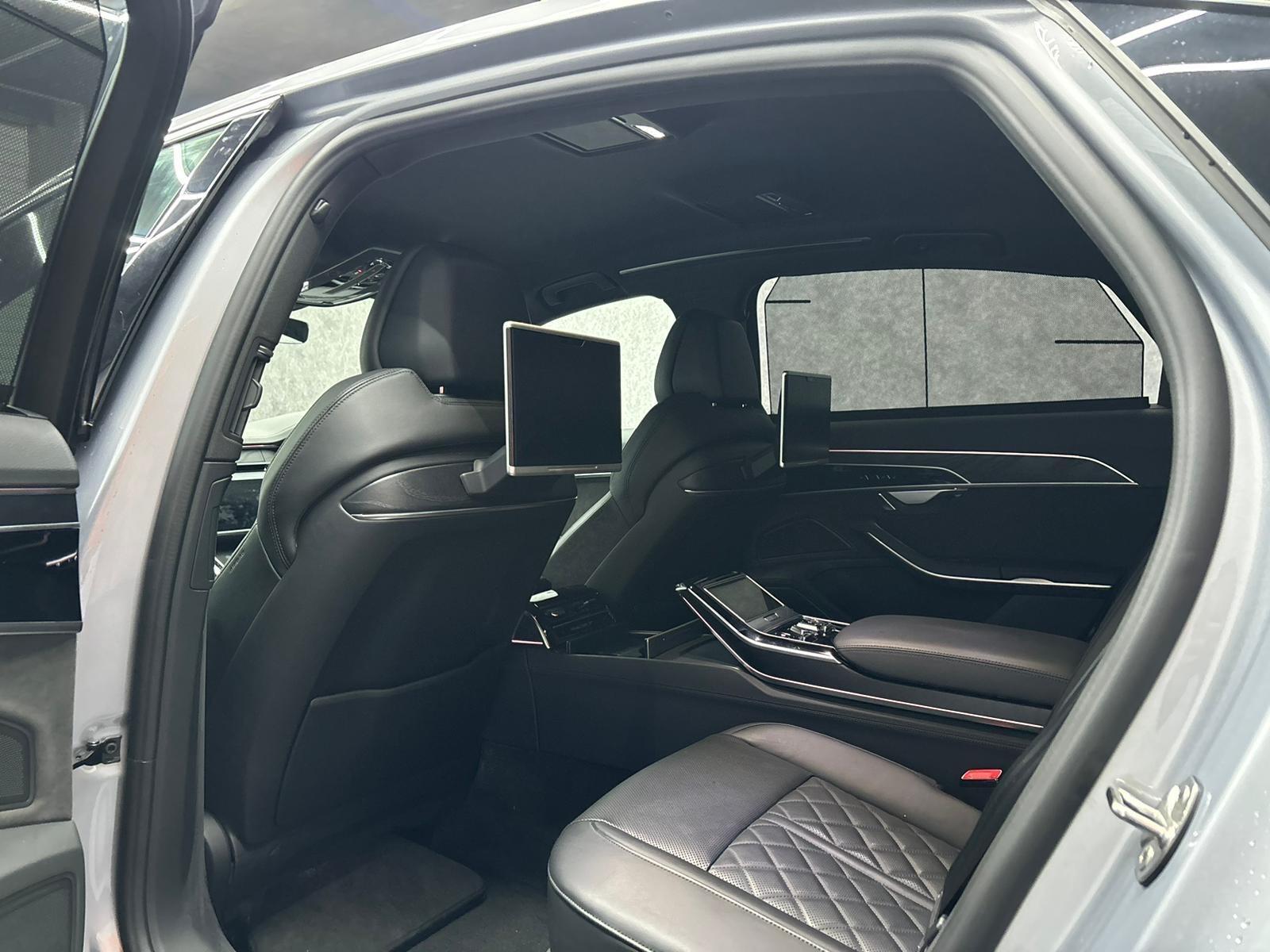 Audi A8 view 8