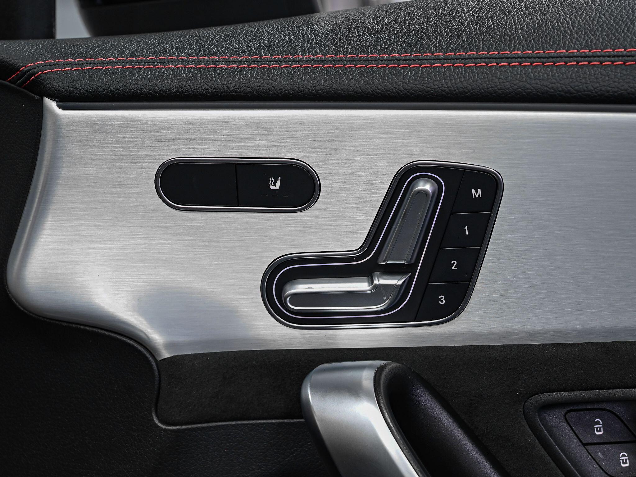 Mercedes-Benz Cla view 25
