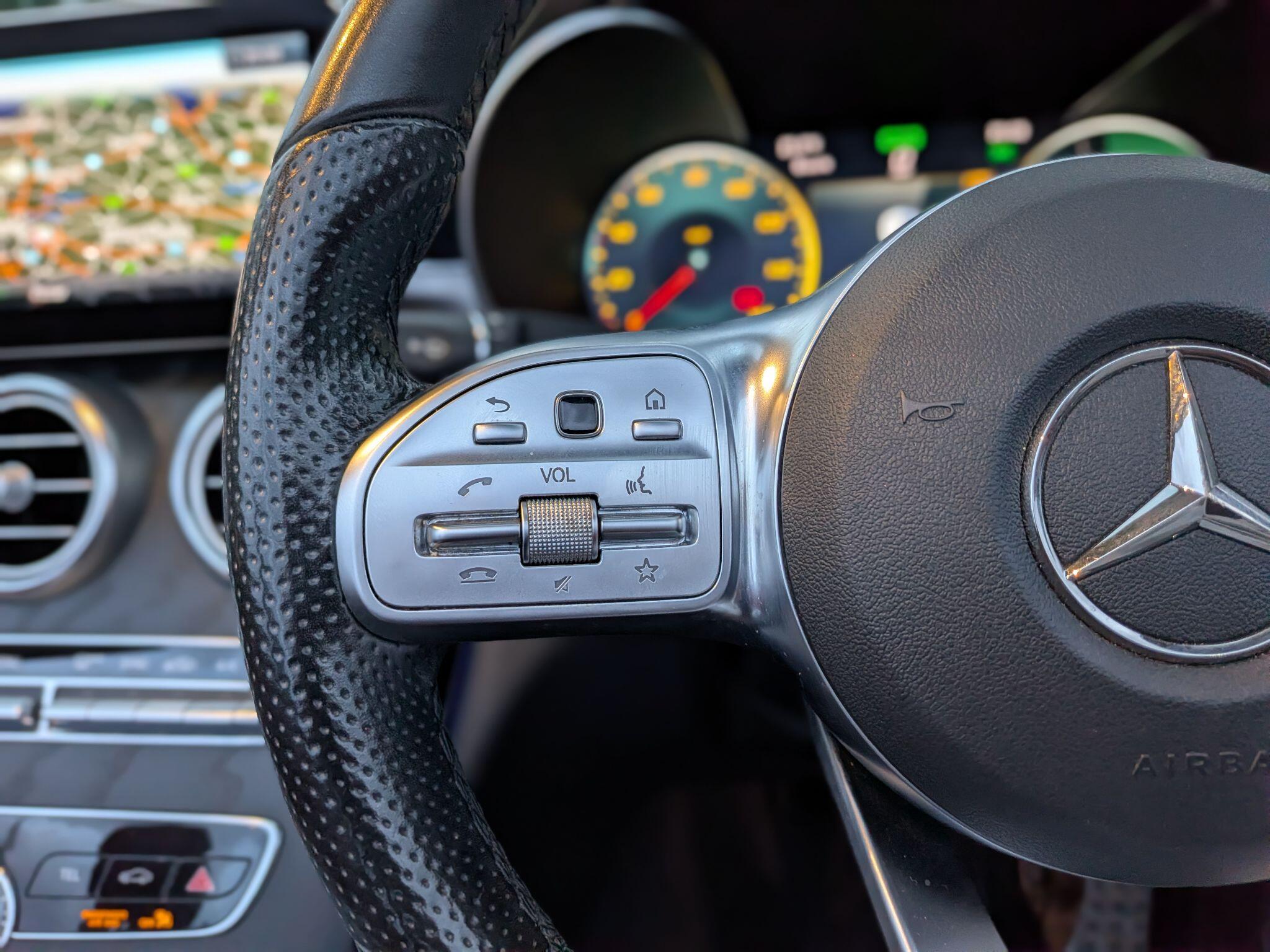 Mercedes-Benz C Class view 40