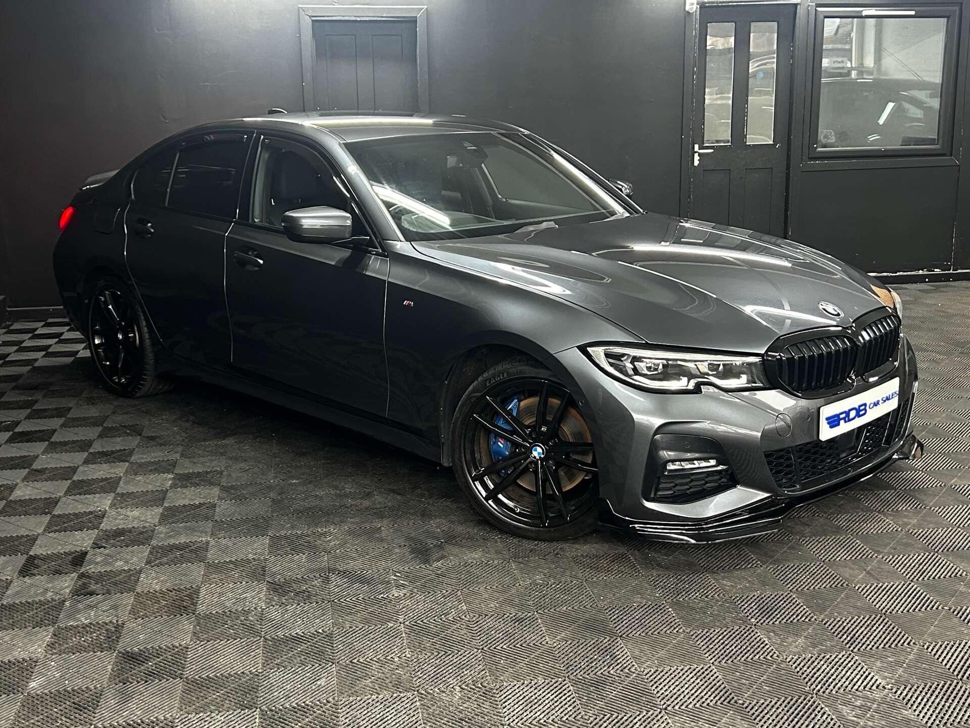 BMW 3 Series view 8