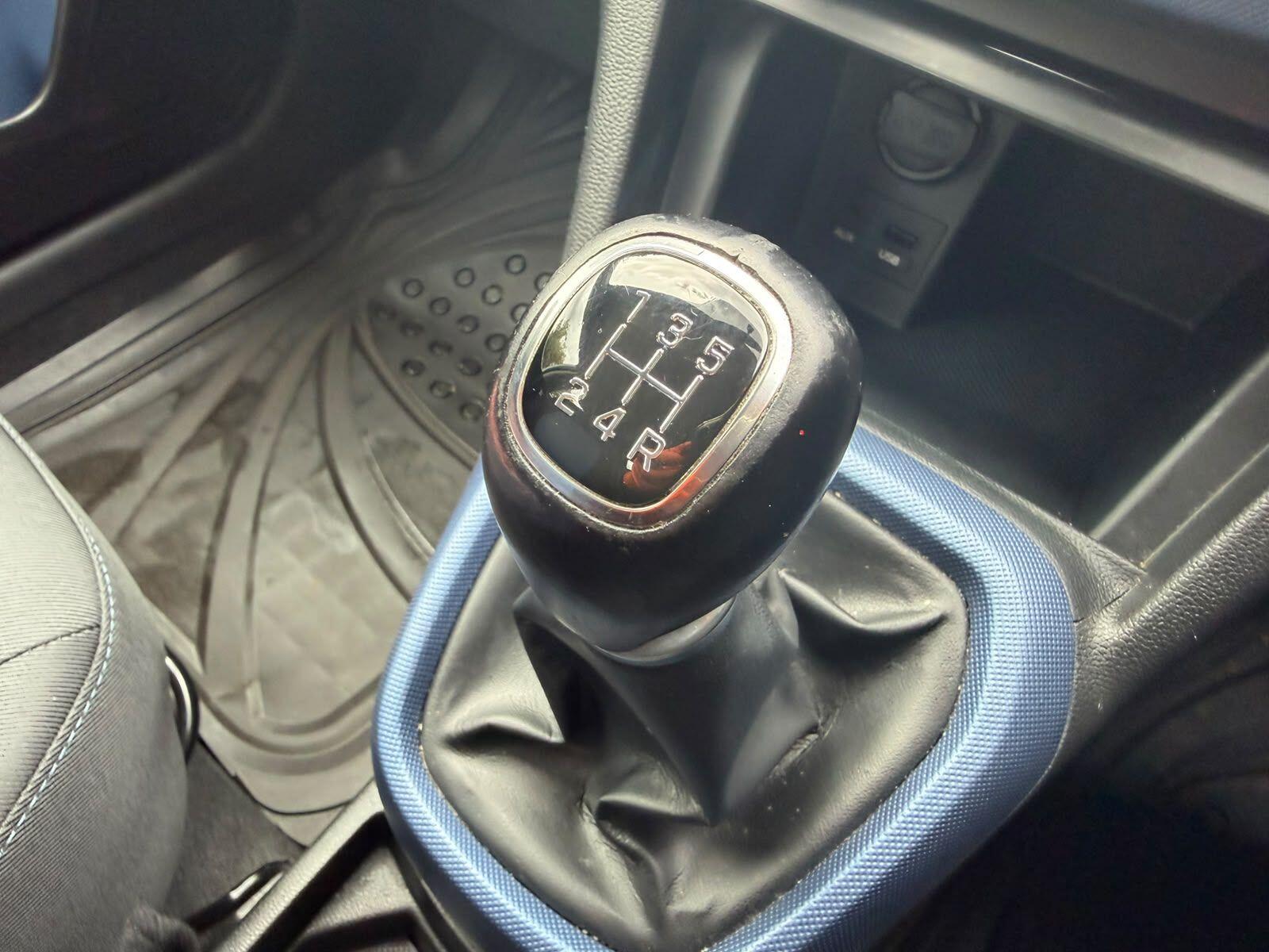 Hyundai i10 view 28
