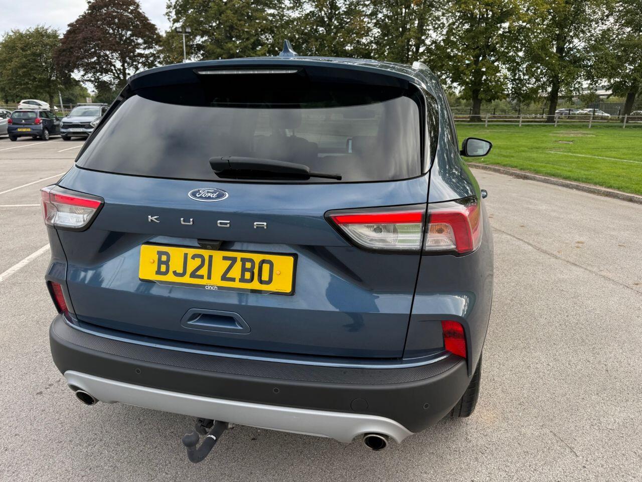 Ford Kuga view 40