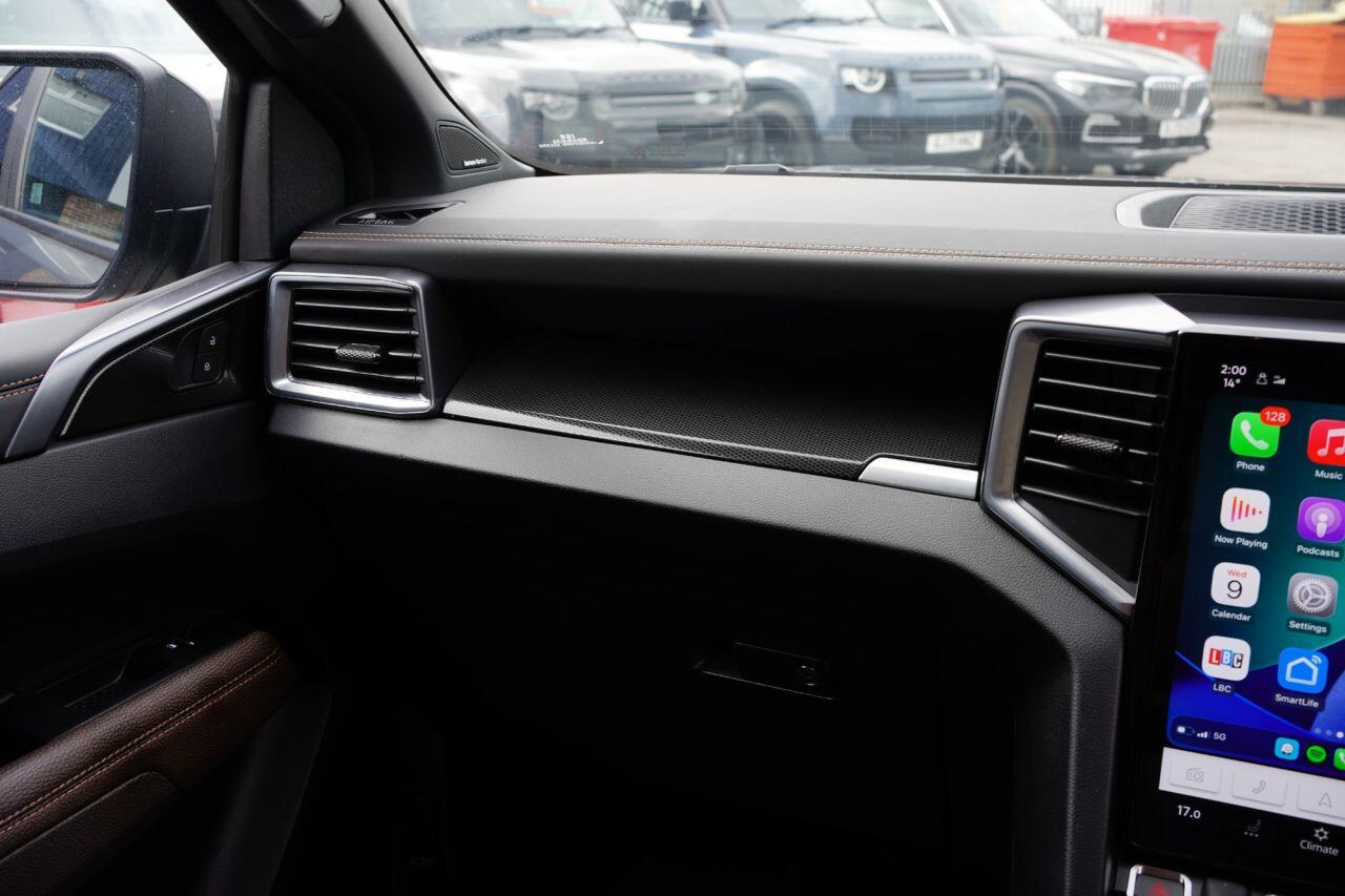 Volkswagen Amarok view 49
