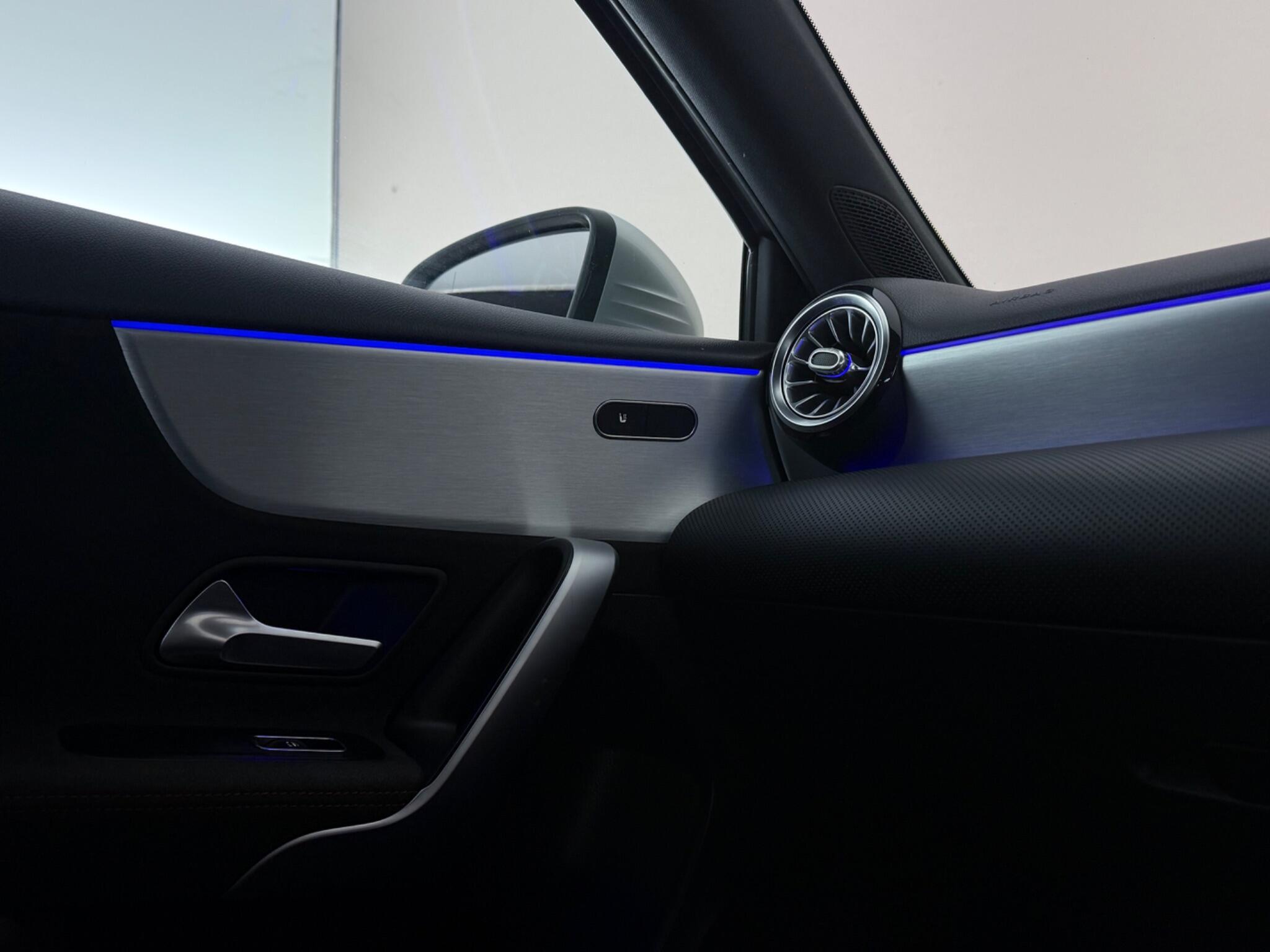 Mercedes-Benz A-Class view 33
