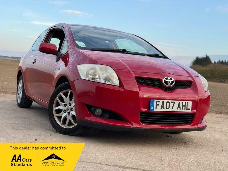2007 Toyota Auris image 2