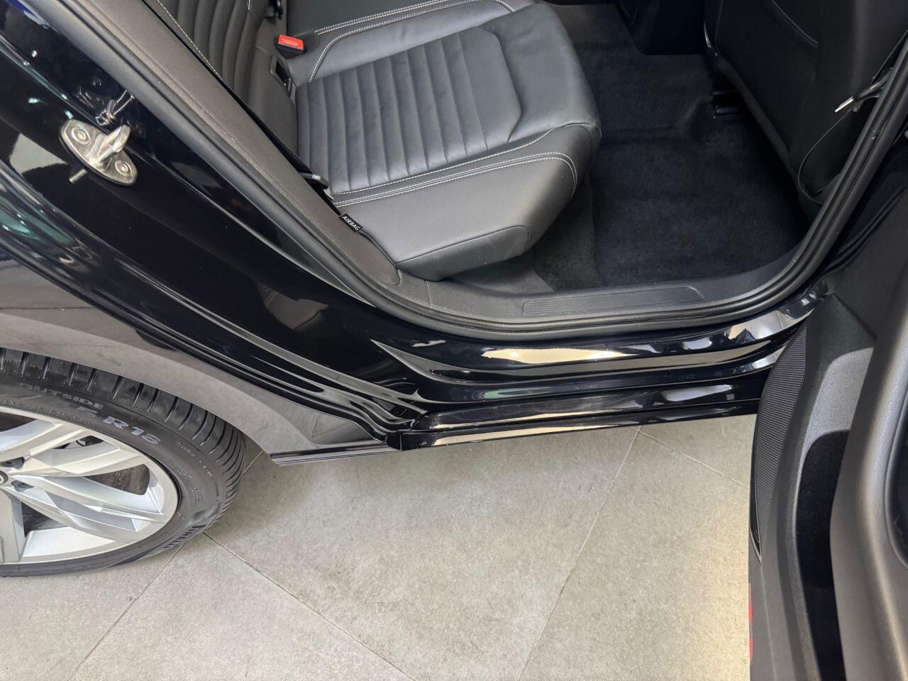 Volkswagen Passat view 58
