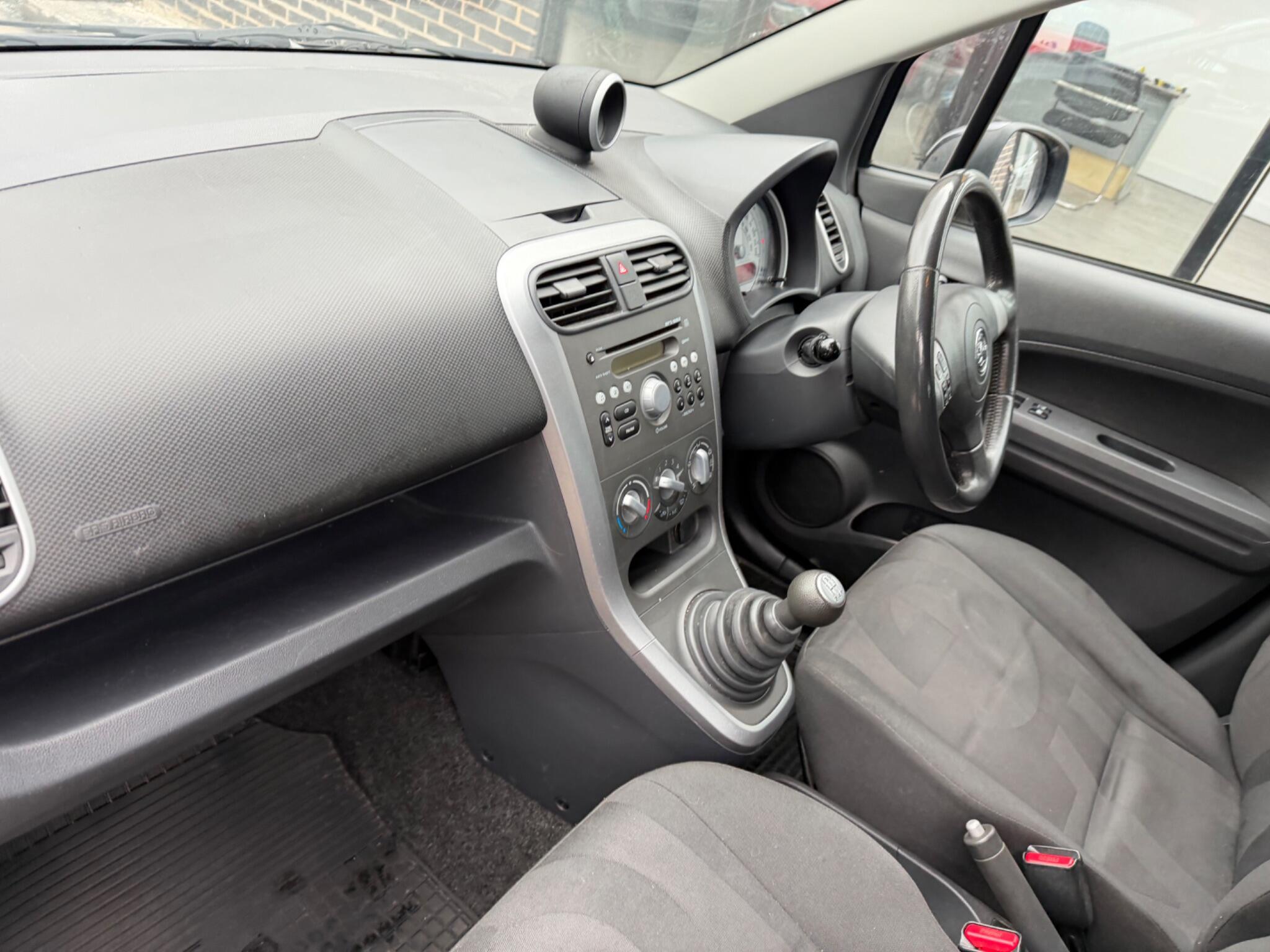 Vauxhall Agila view 19