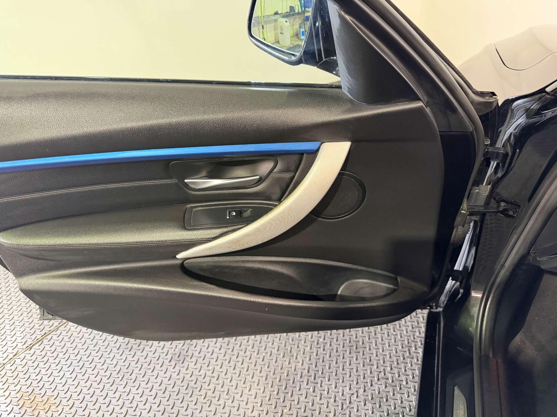 BMW 3 Series view 49