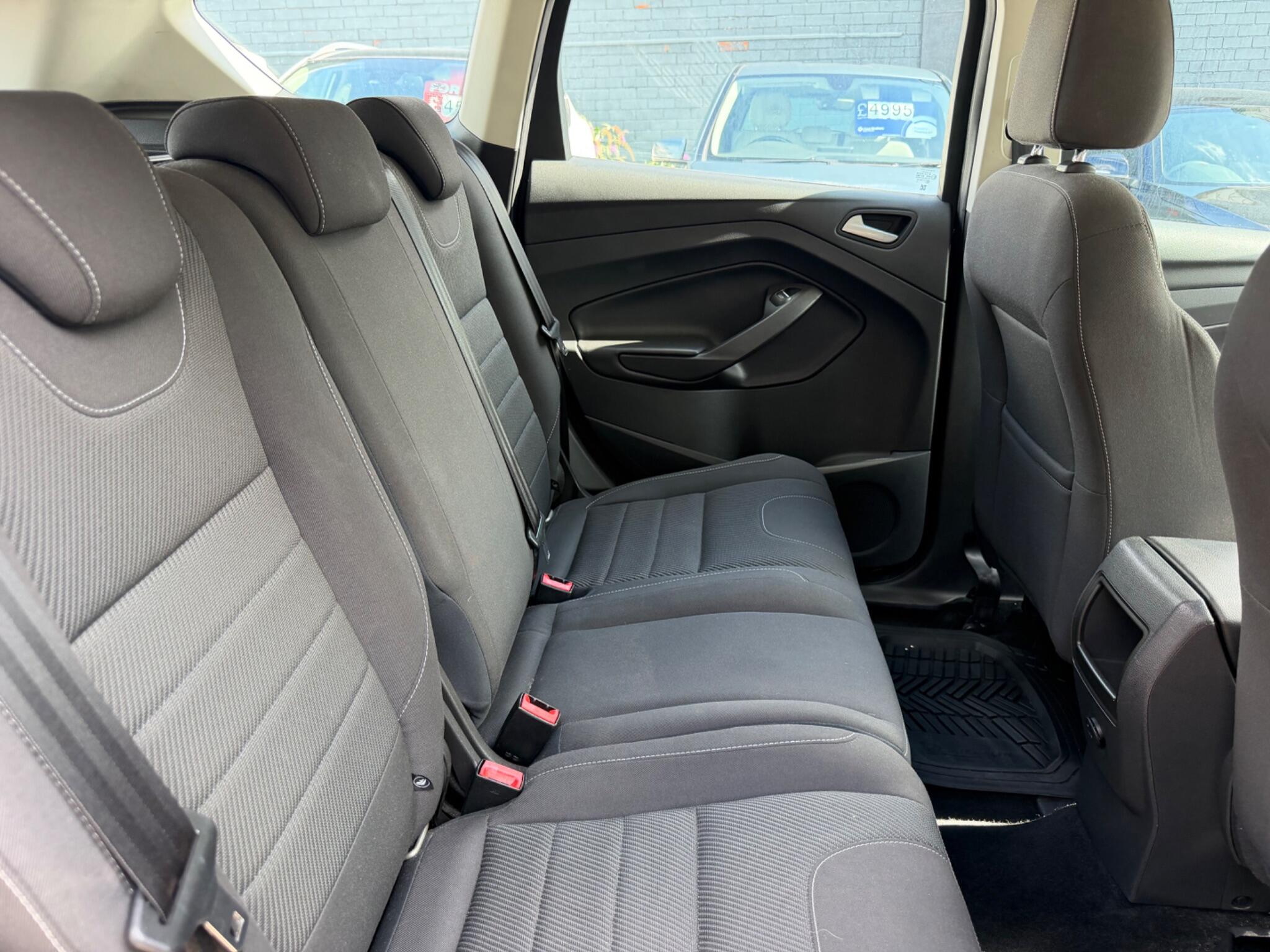 Ford Kuga view 19