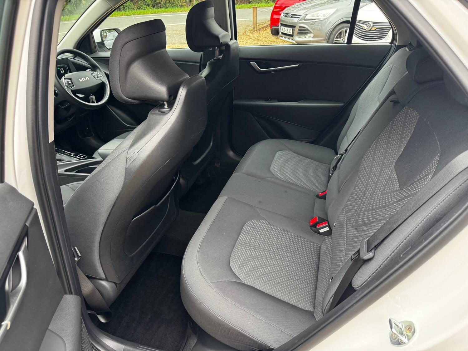 Kia Niro view 9