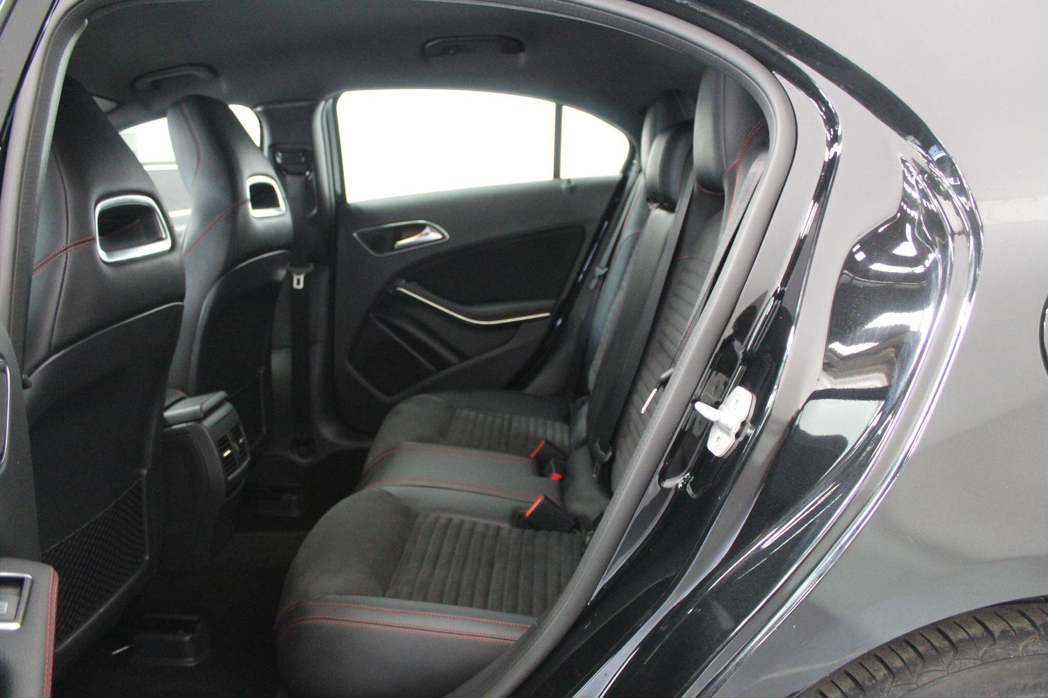 Mercedes-Benz A-Class view 52