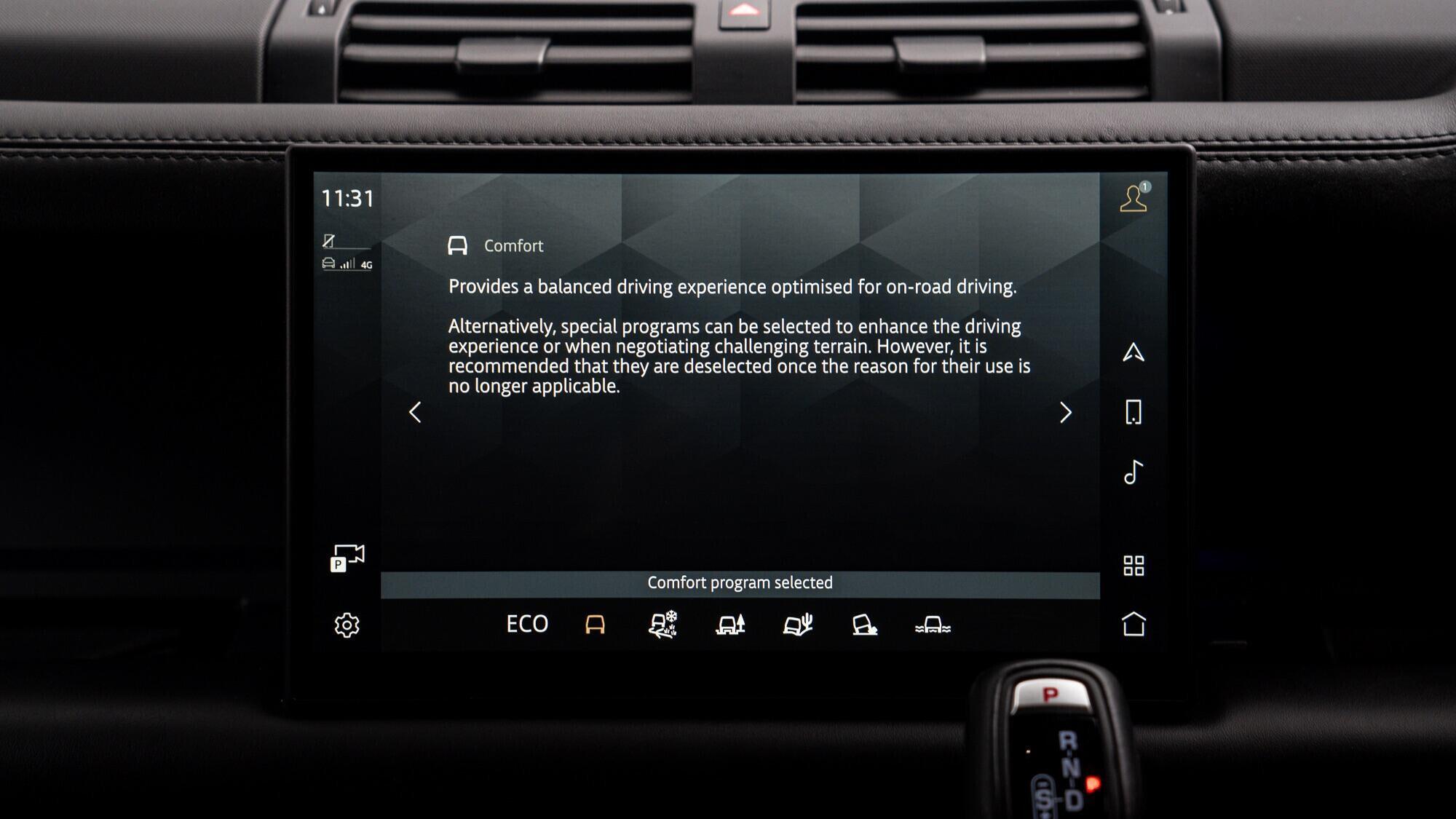 Land Rover Defender view 23