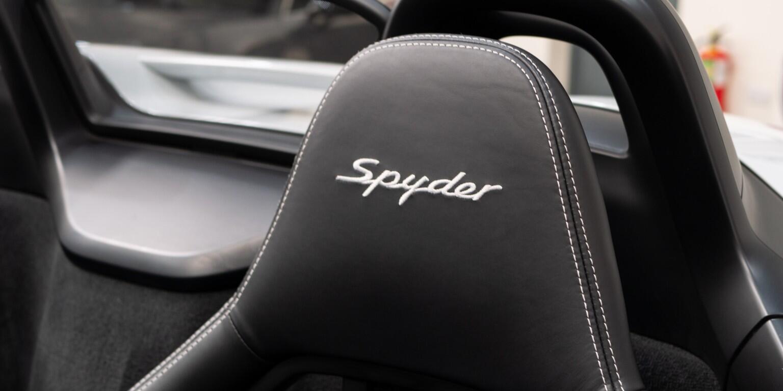 Porsche Boxster view 31