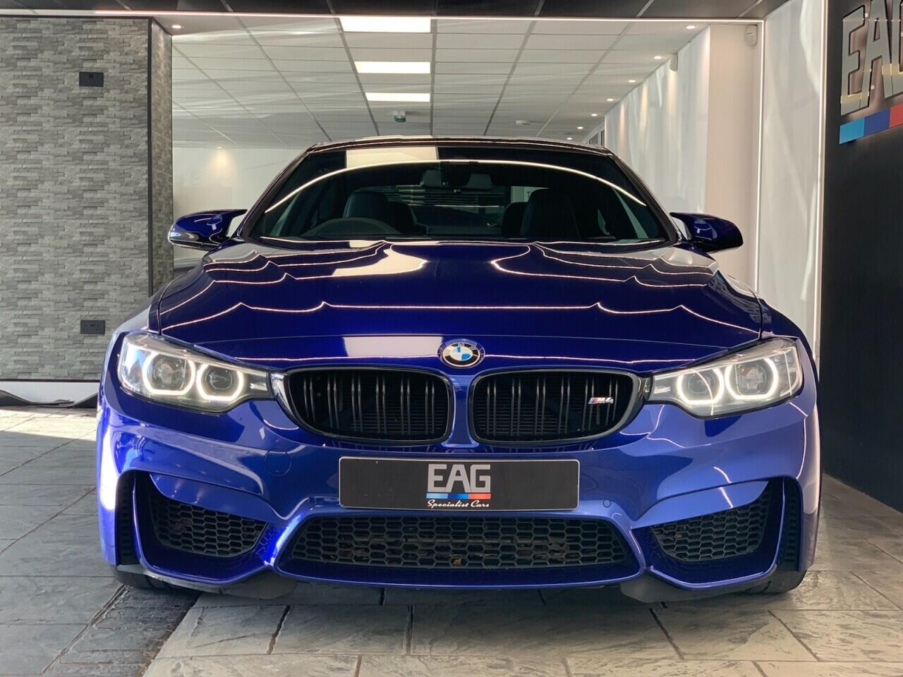 BMW M4 view 6
