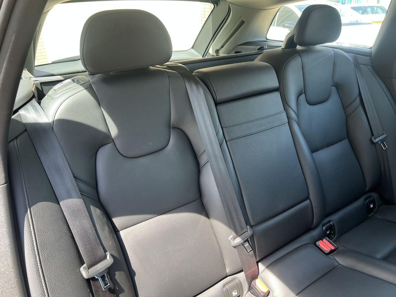 Volvo V90 view 21