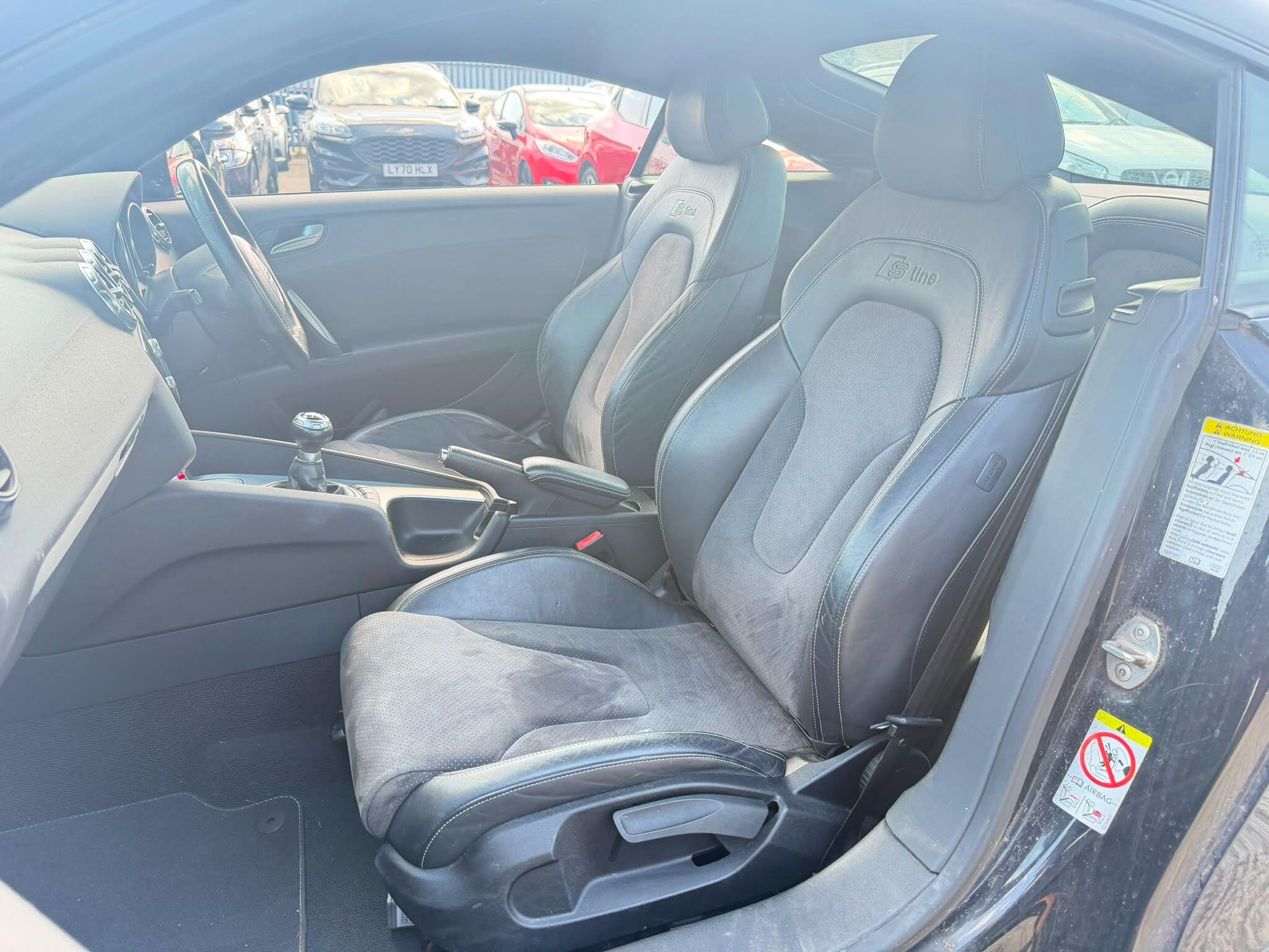 Audi TT view 13
