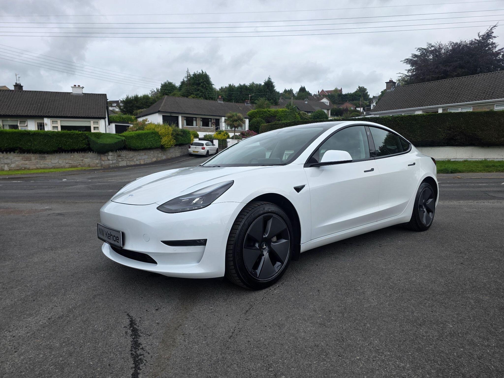 Tesla Model 3 view 7