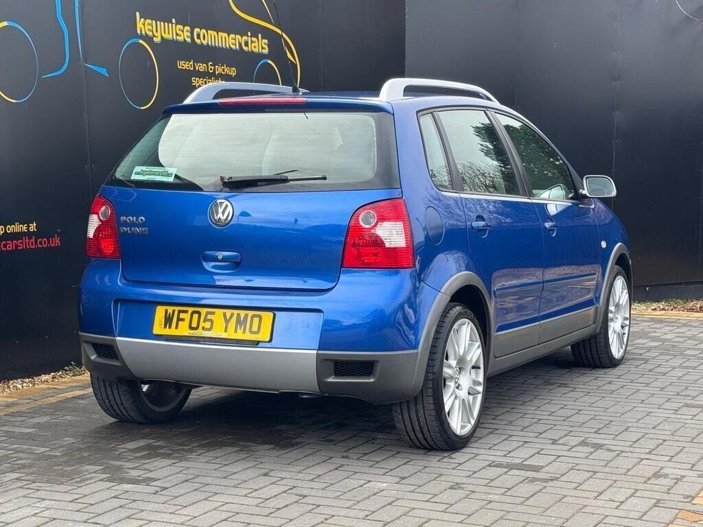 Volkswagen Polo view 5