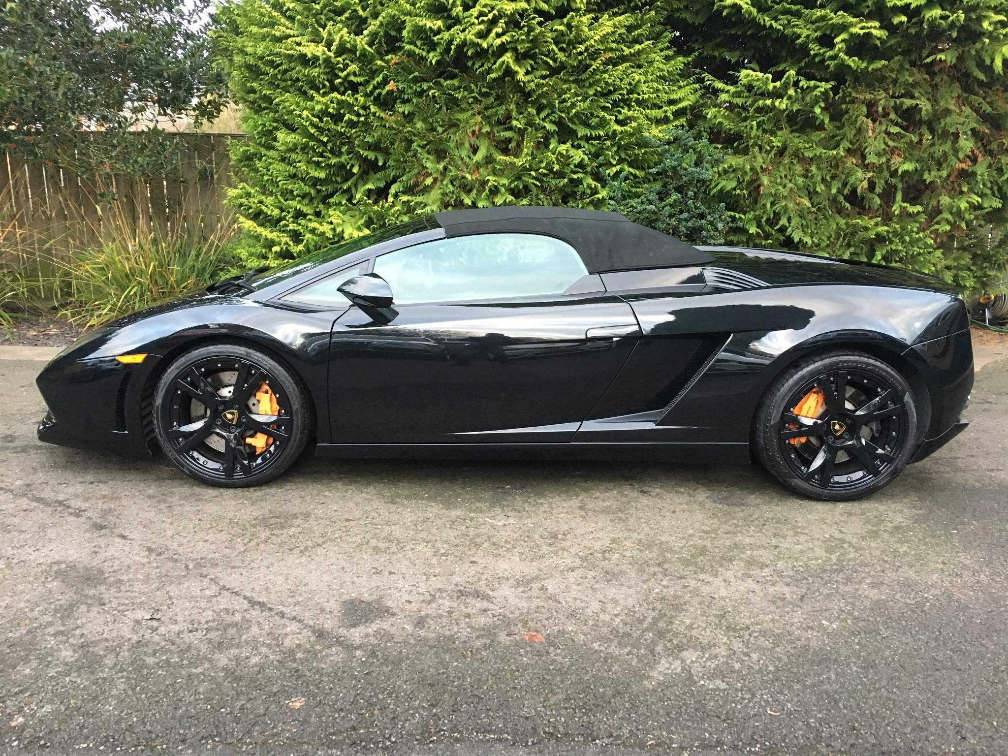 Lamborghini Gallardo view 6