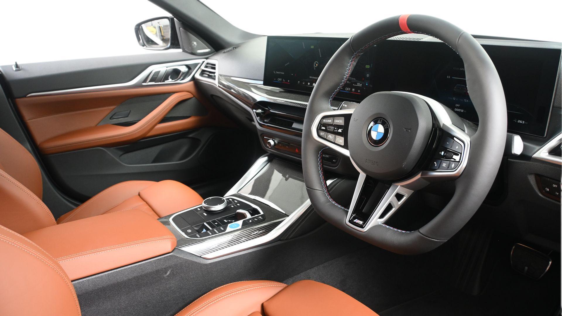 BMW i4 view 6
