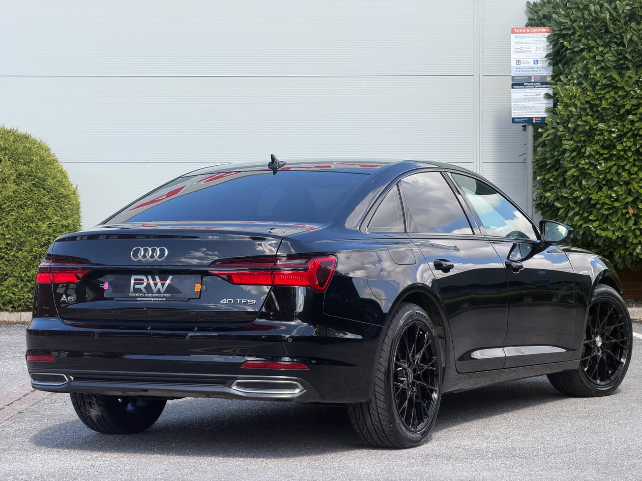 Audi A6 Saloon view 46