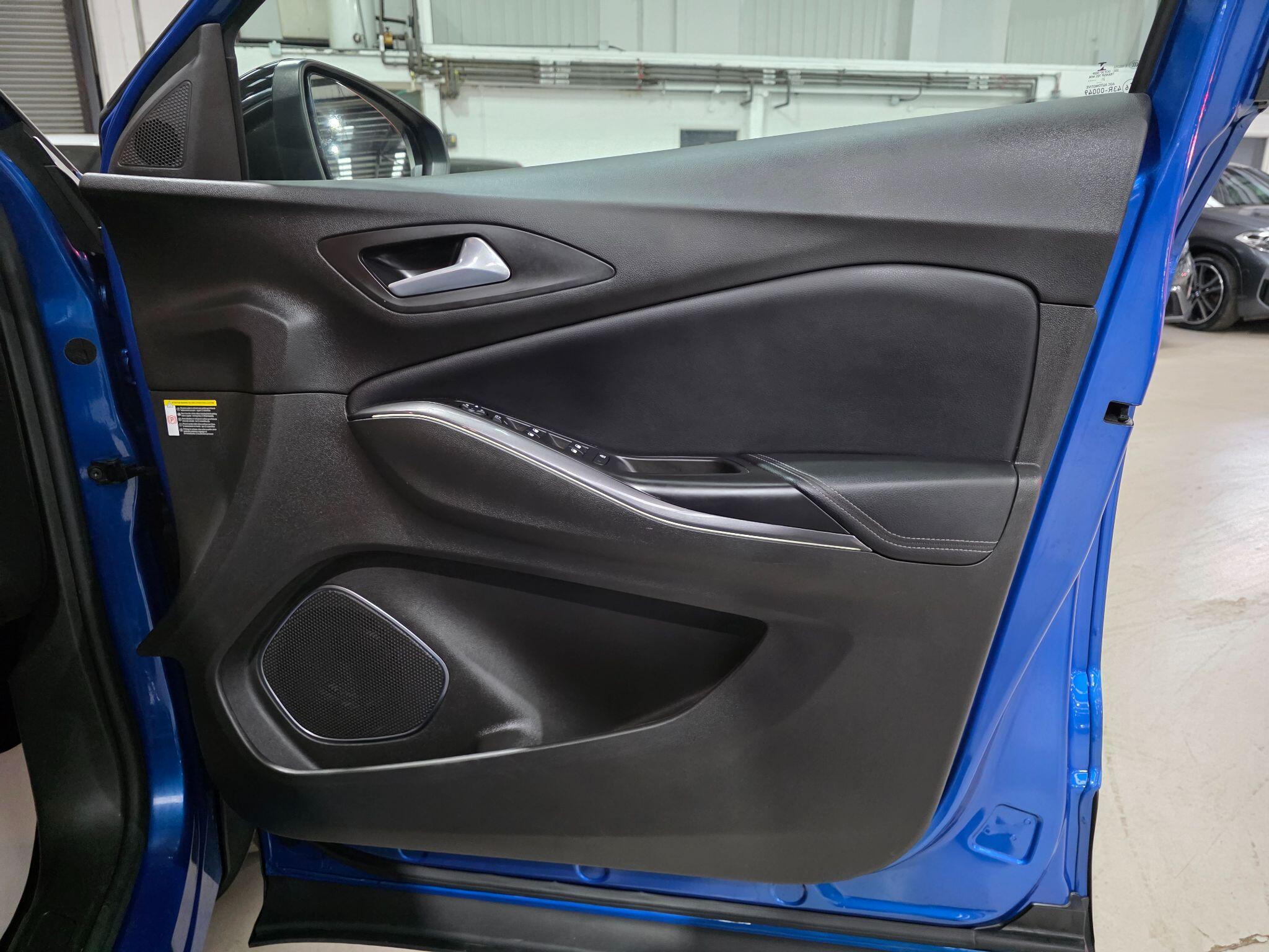 Vauxhall Grandland X view 13