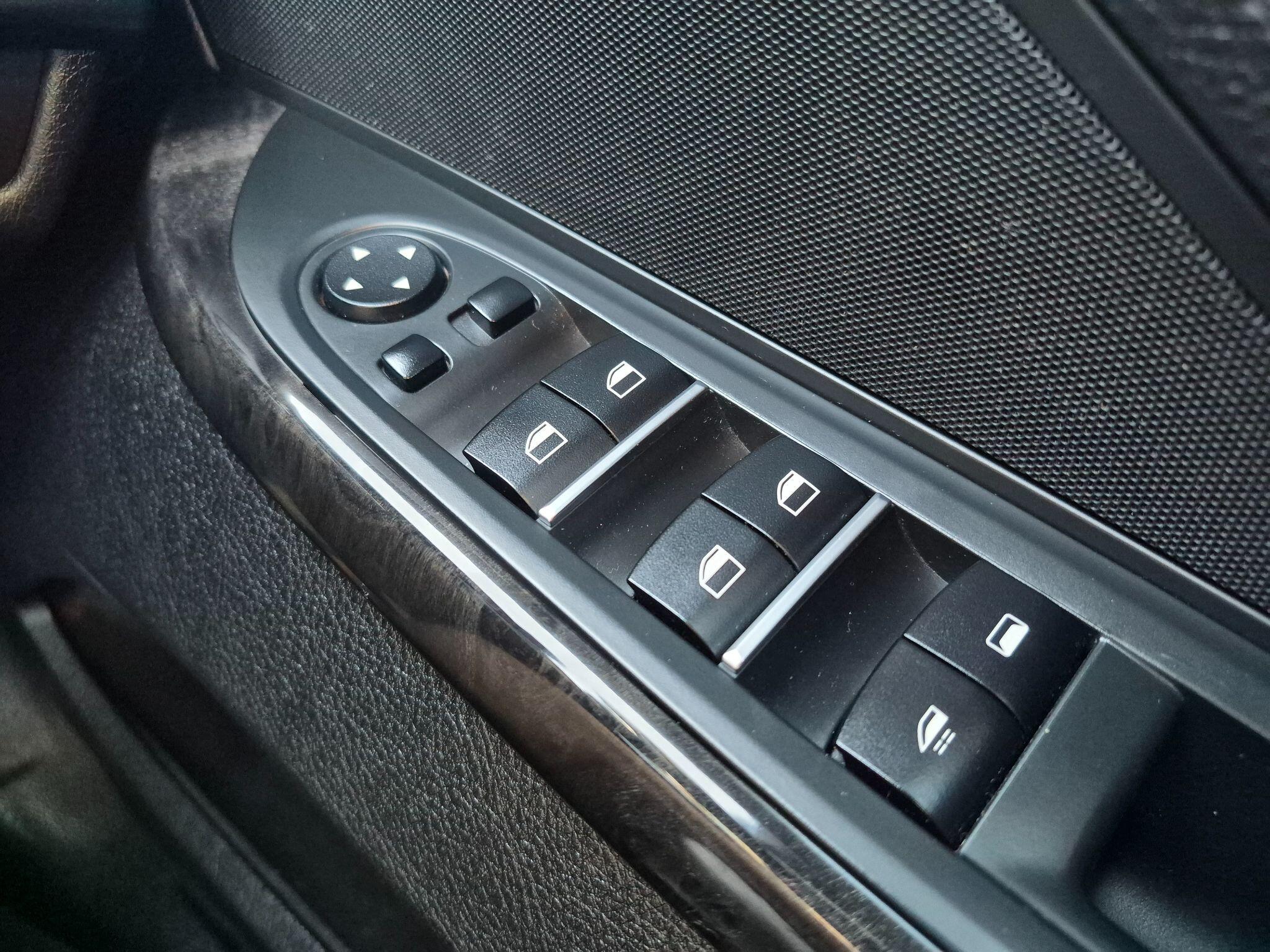BMW 6 Series view 20