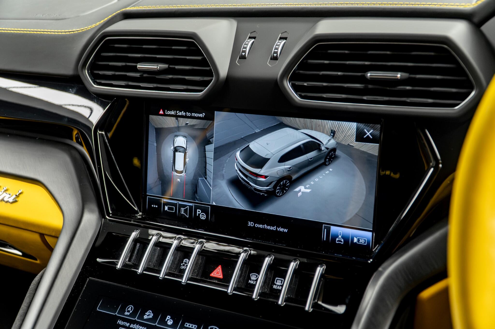 Lamborghini Urus view 27