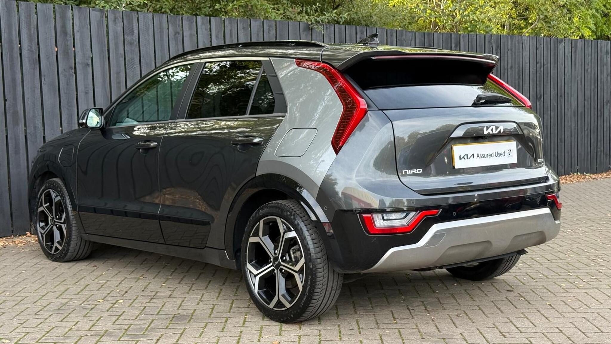 Kia Niro view 6