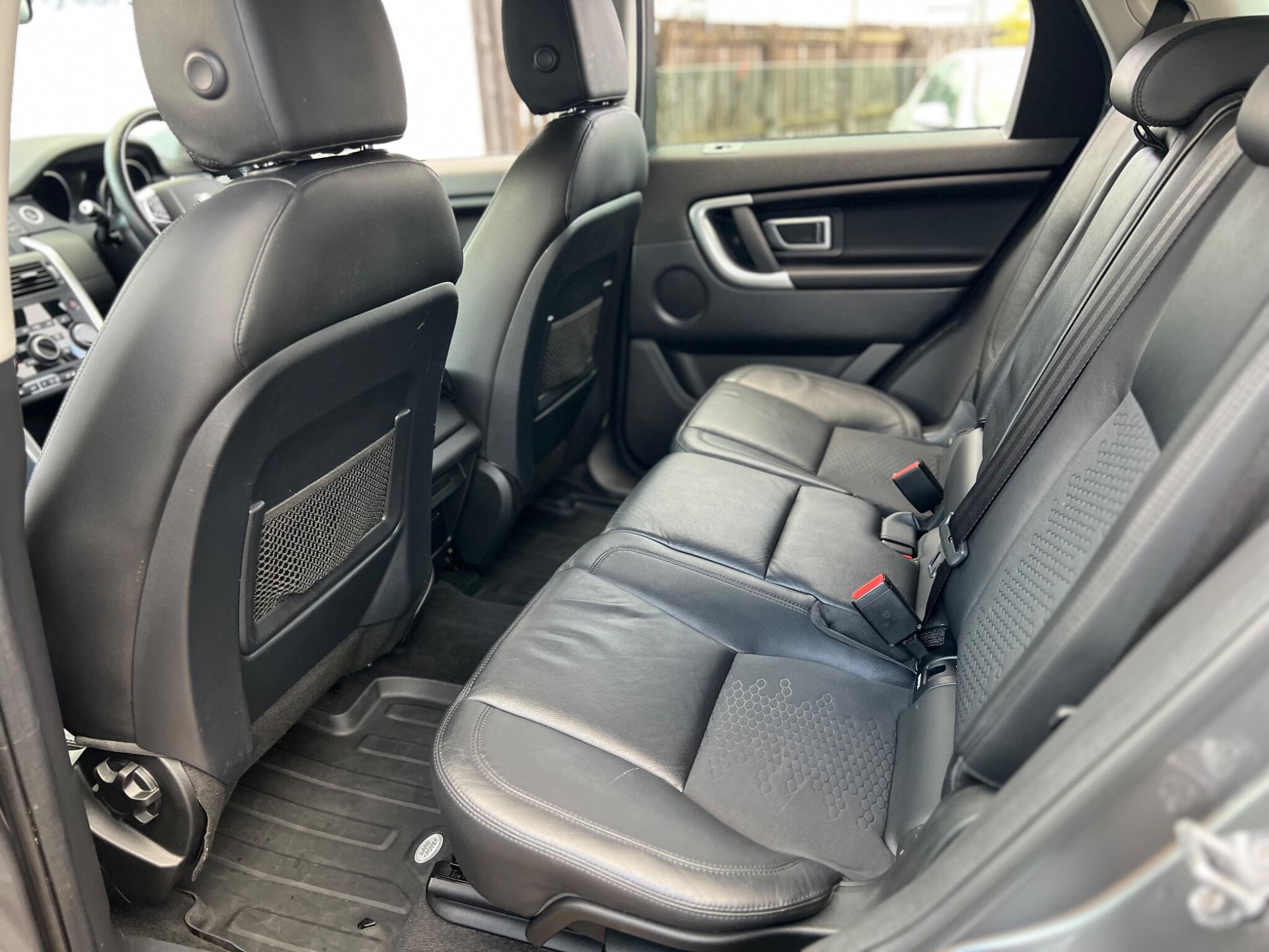 Land Rover Discovery Sport view 28