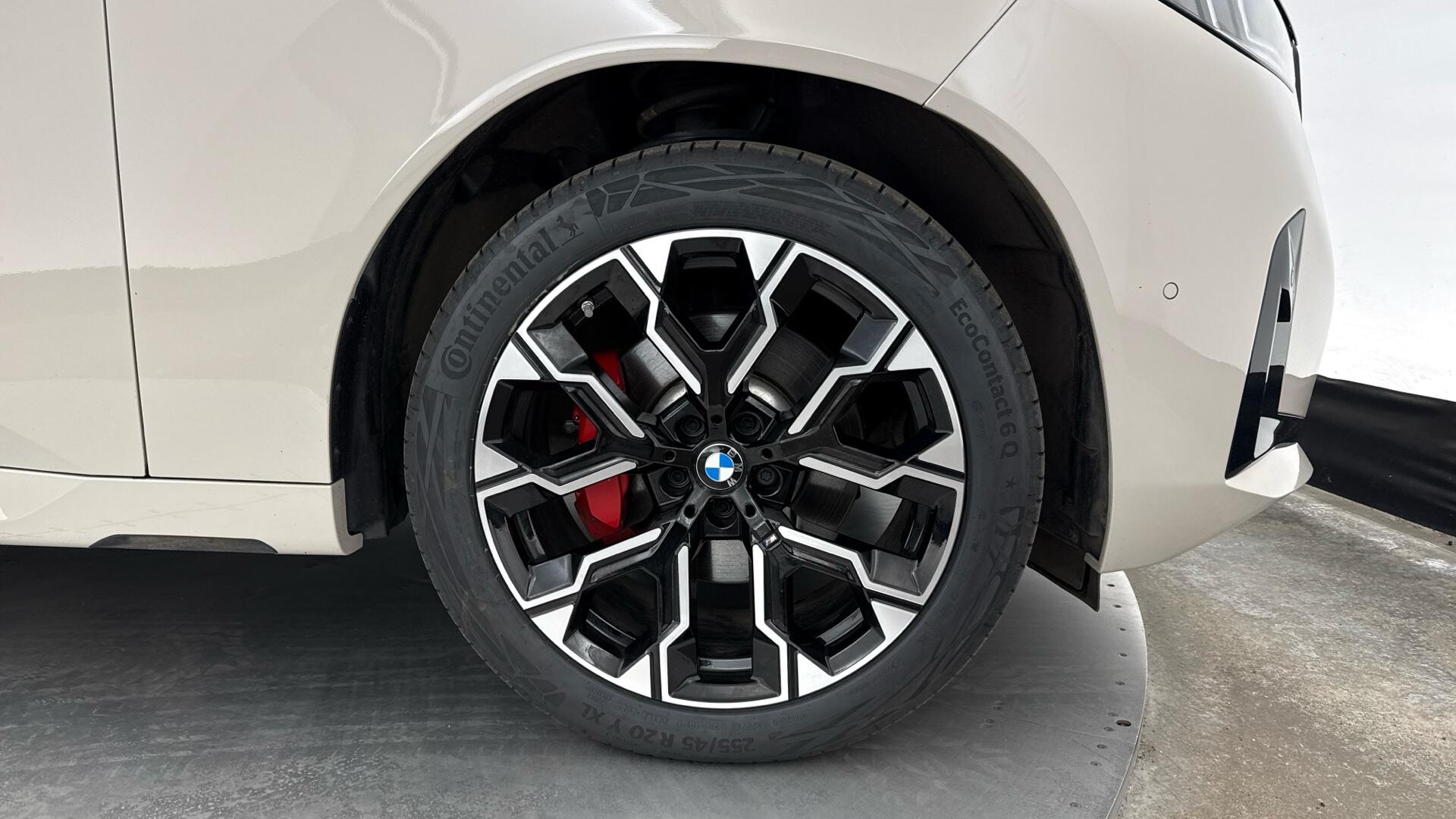 BMW X3 view 14