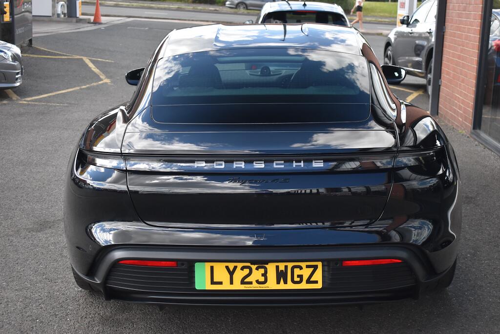 Porsche Taycan view 8