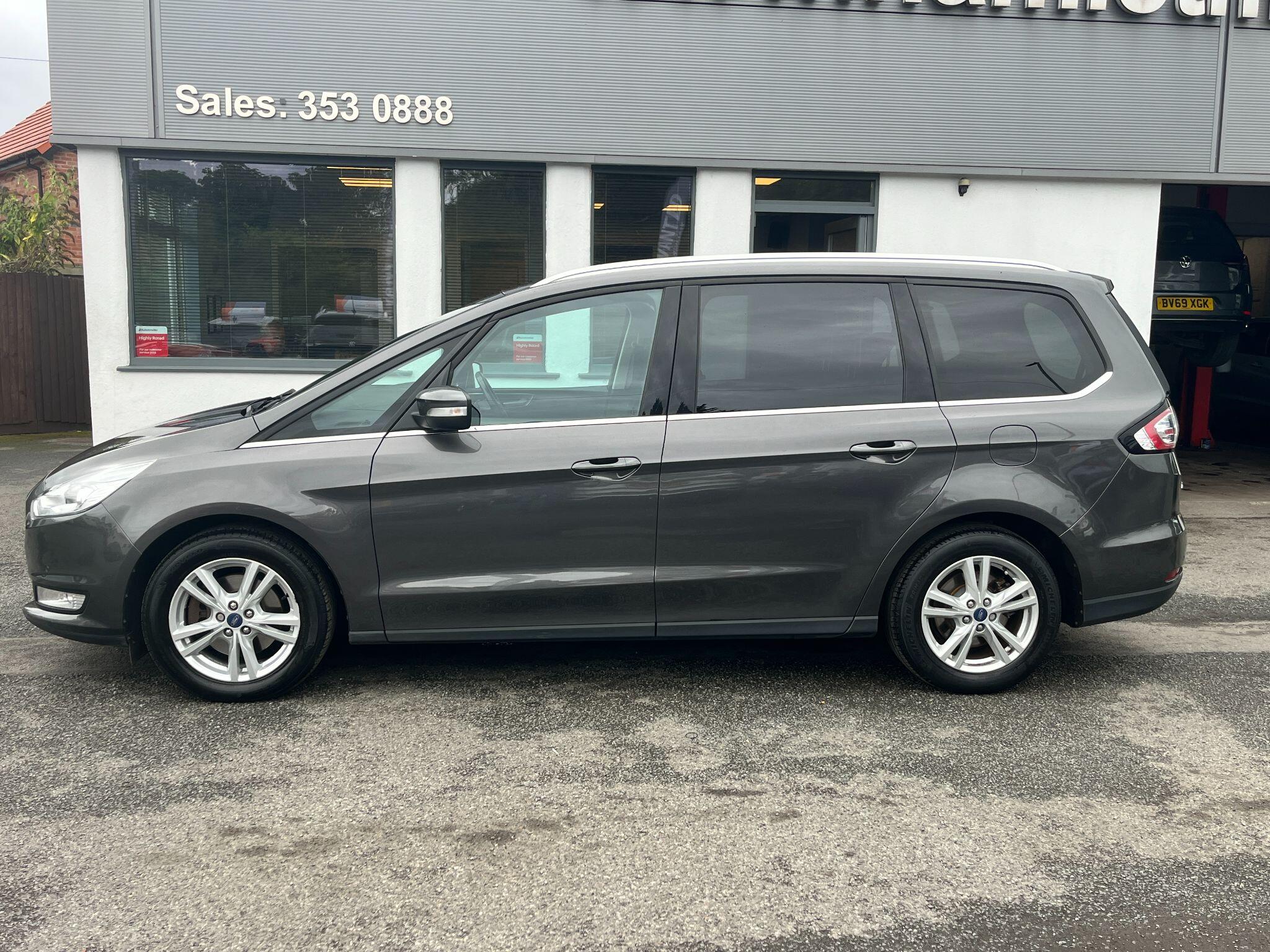 Ford Galaxy view 2