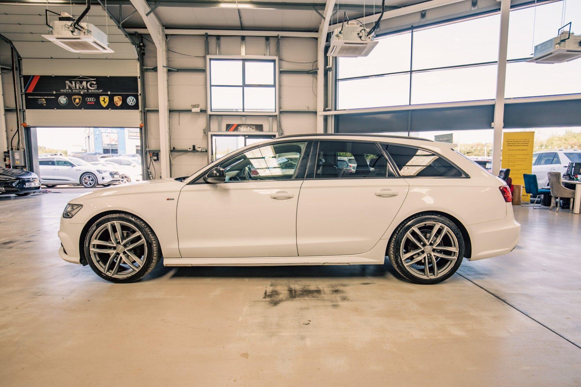 Audi A6 view 28