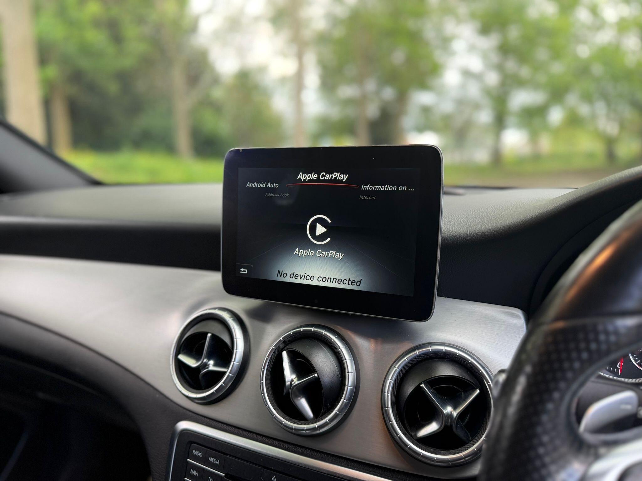 Mercedes-Benz Cla view 22
