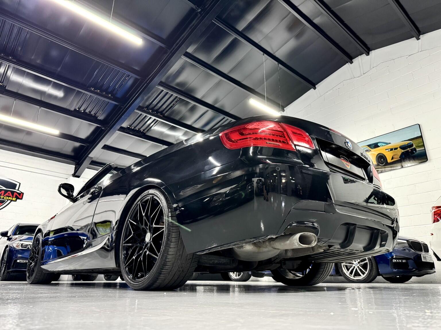 BMW 3 Series view 11