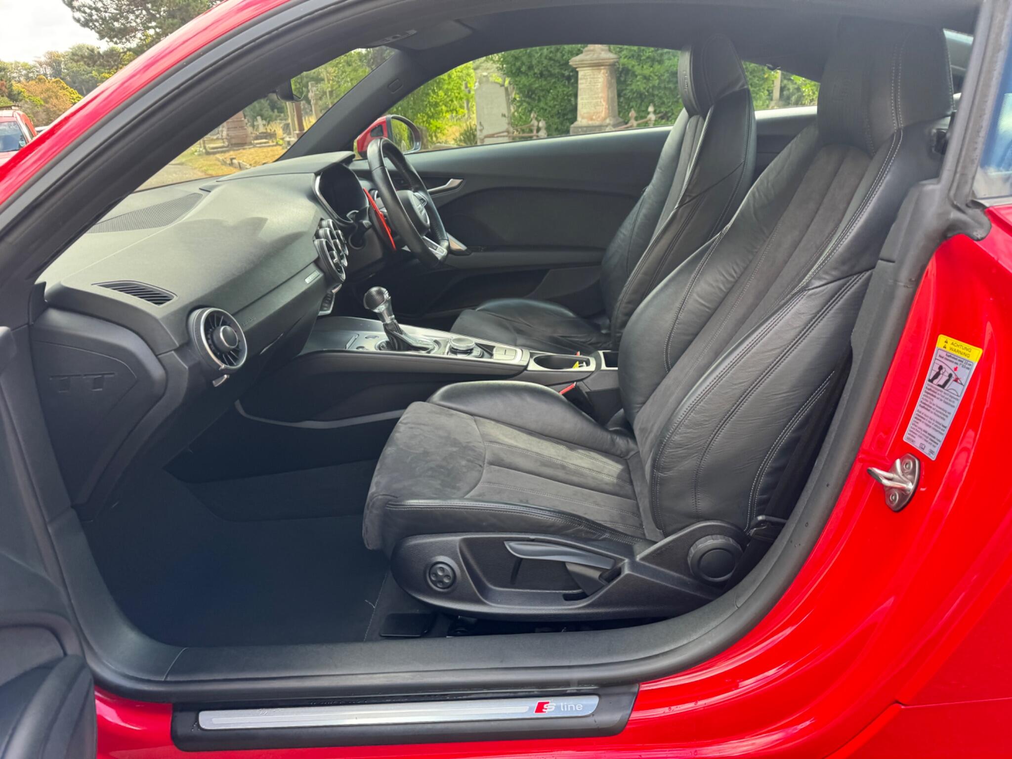 Audi TT view 56