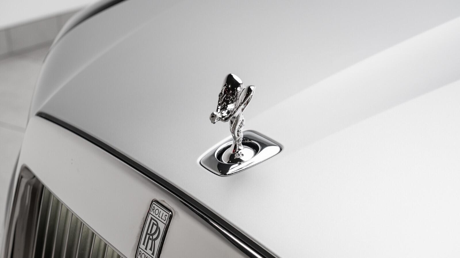 Rolls-Royce Ghost view 52