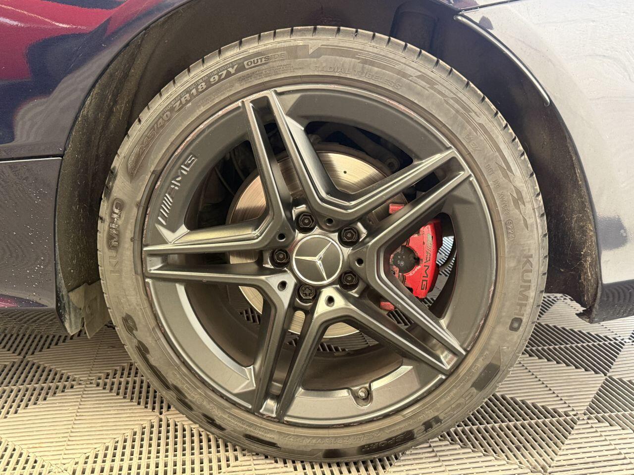 Mercedes-Benz C Class view 20