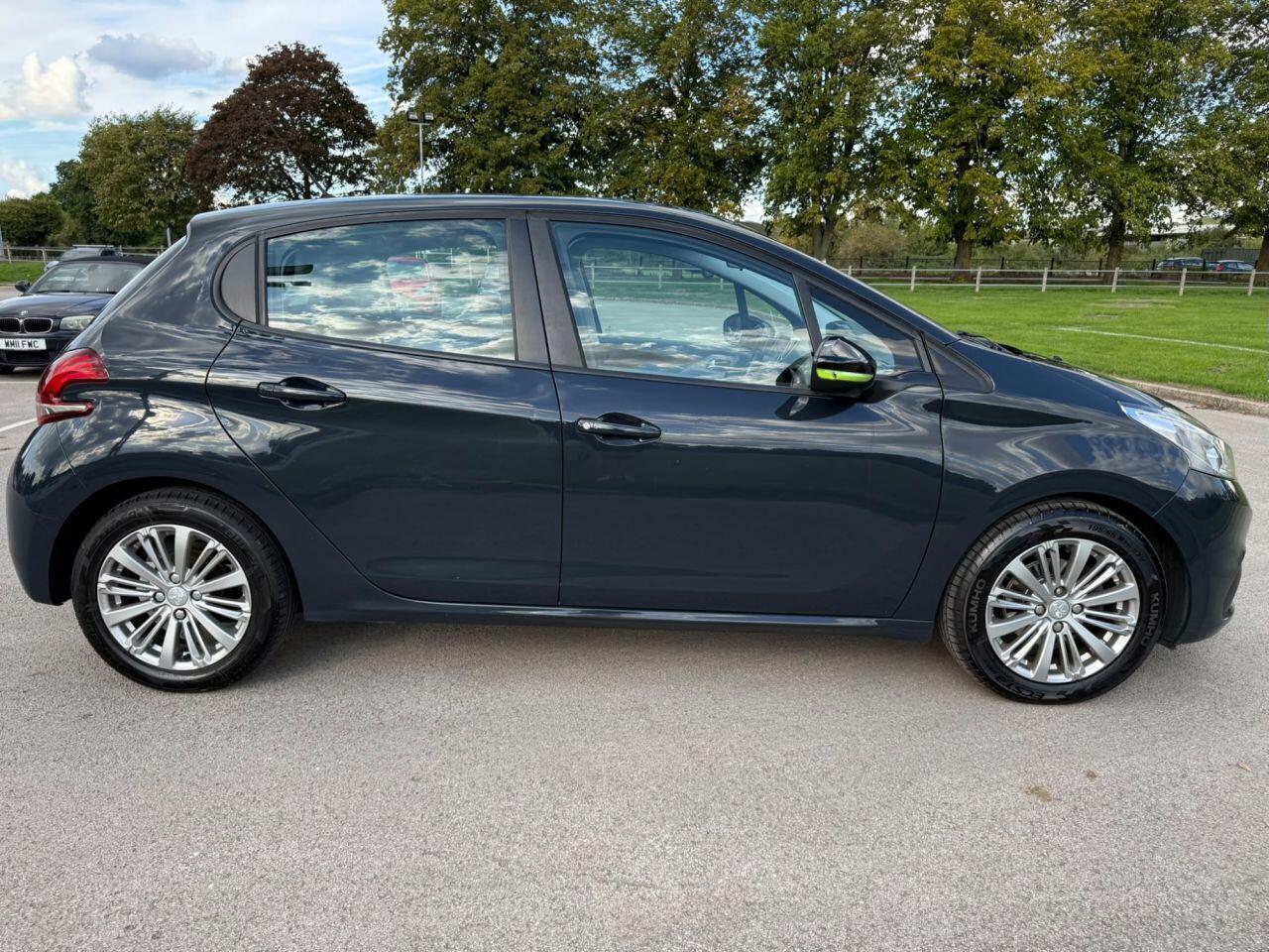 Peugeot 208 view 51