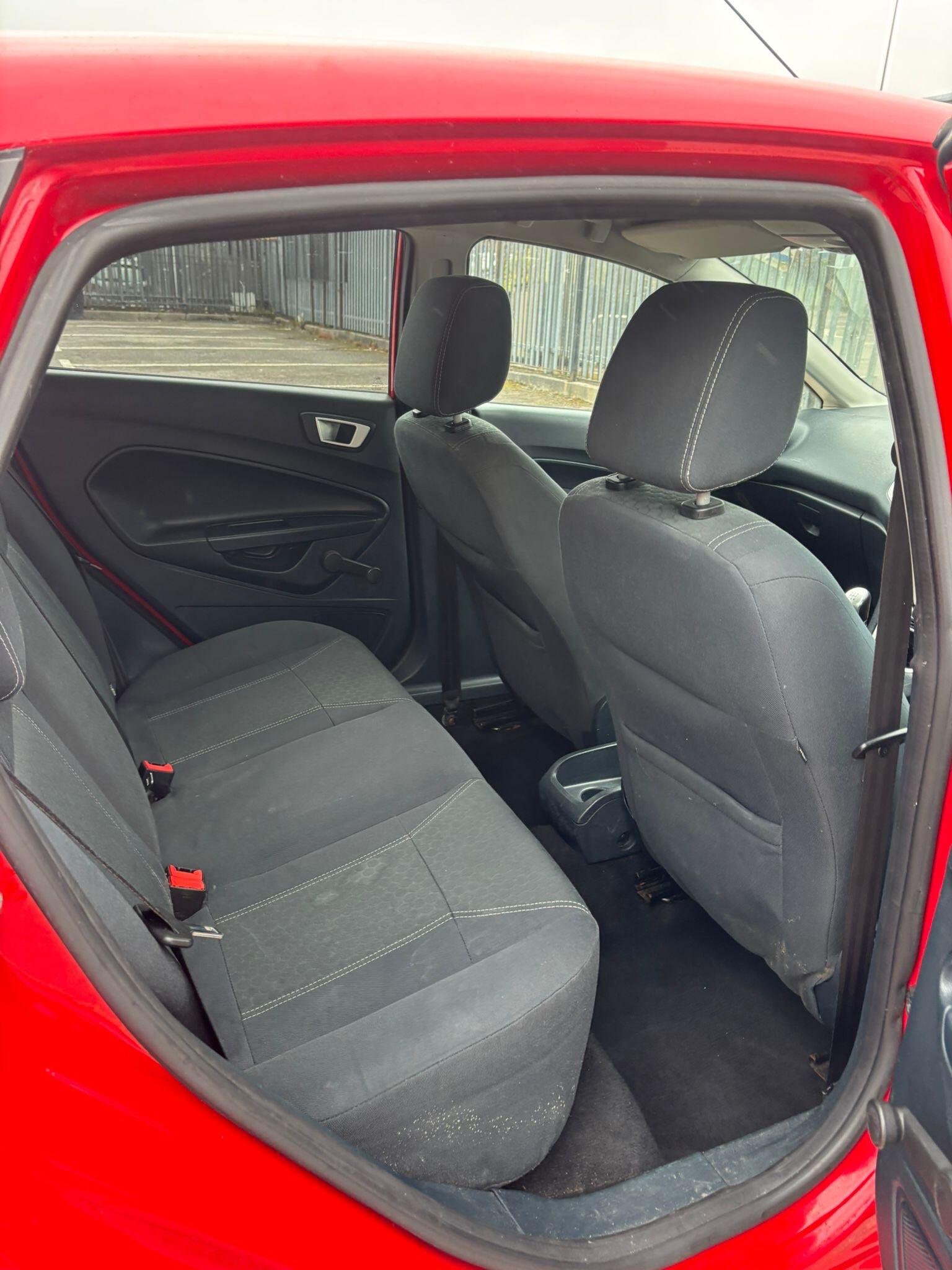 Ford Fiesta view 29