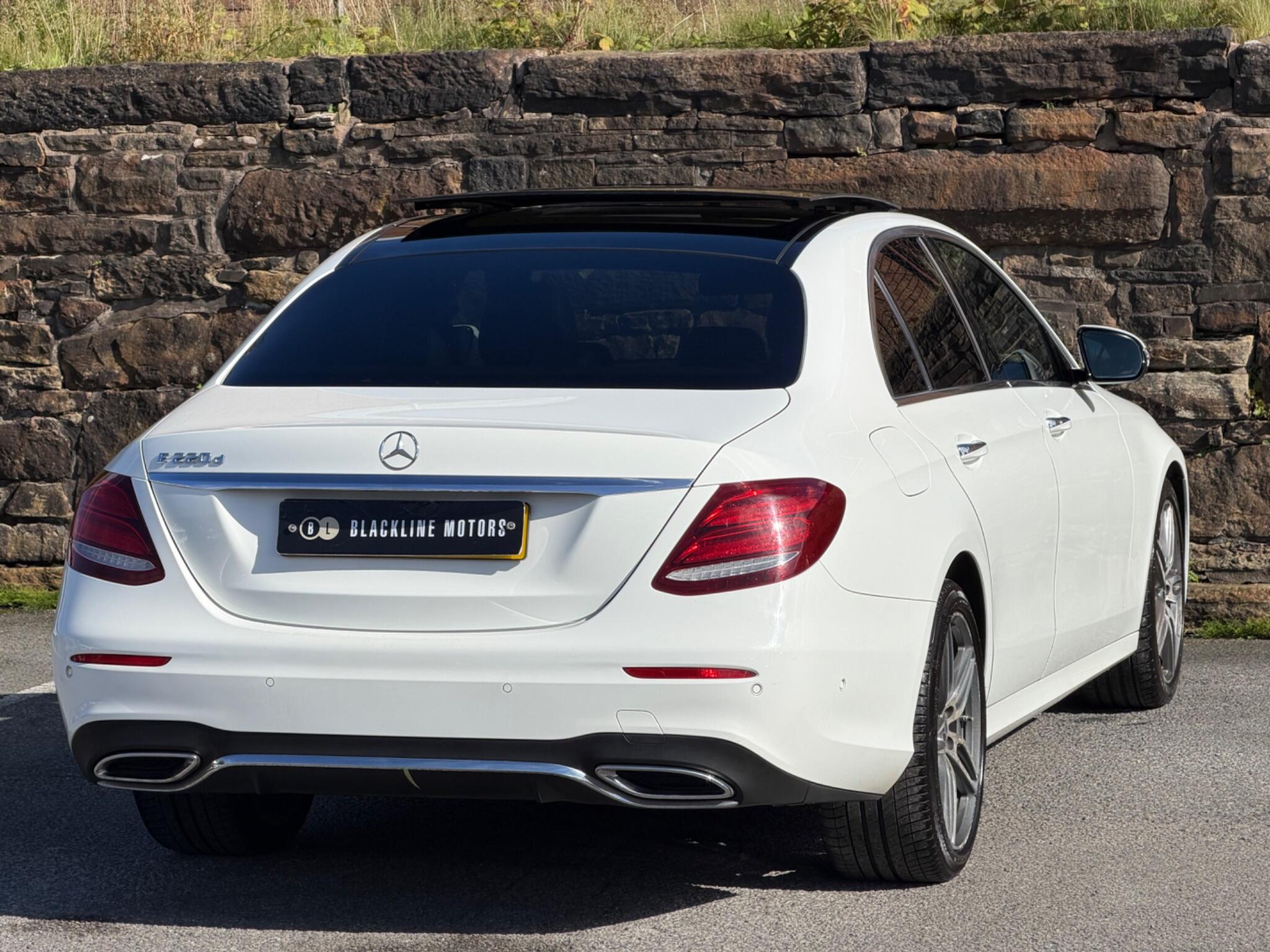 Mercedes-Benz E-Class view 7