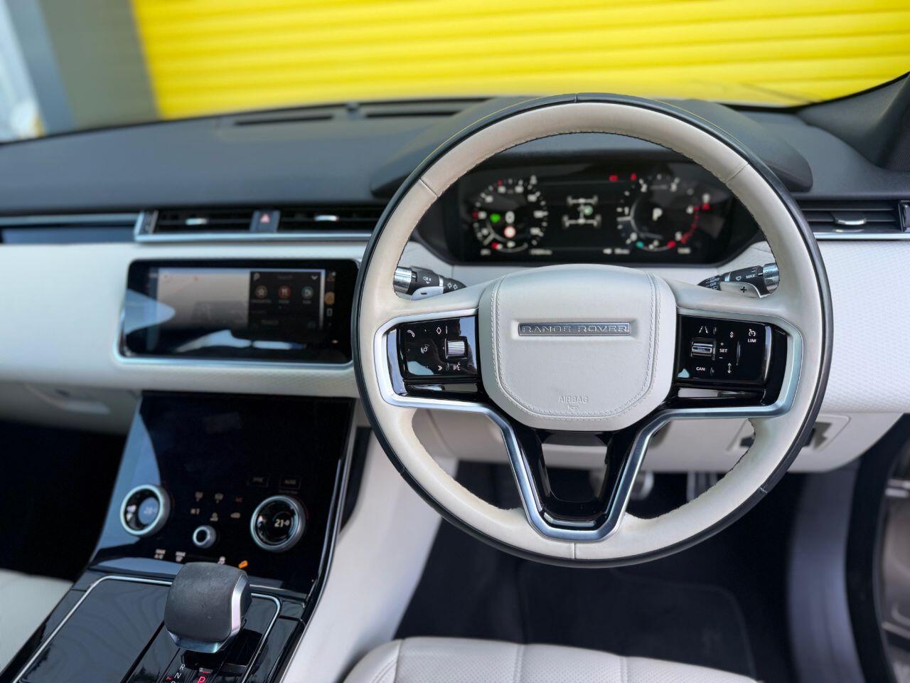 Land Rover Range Rover Velar view 2