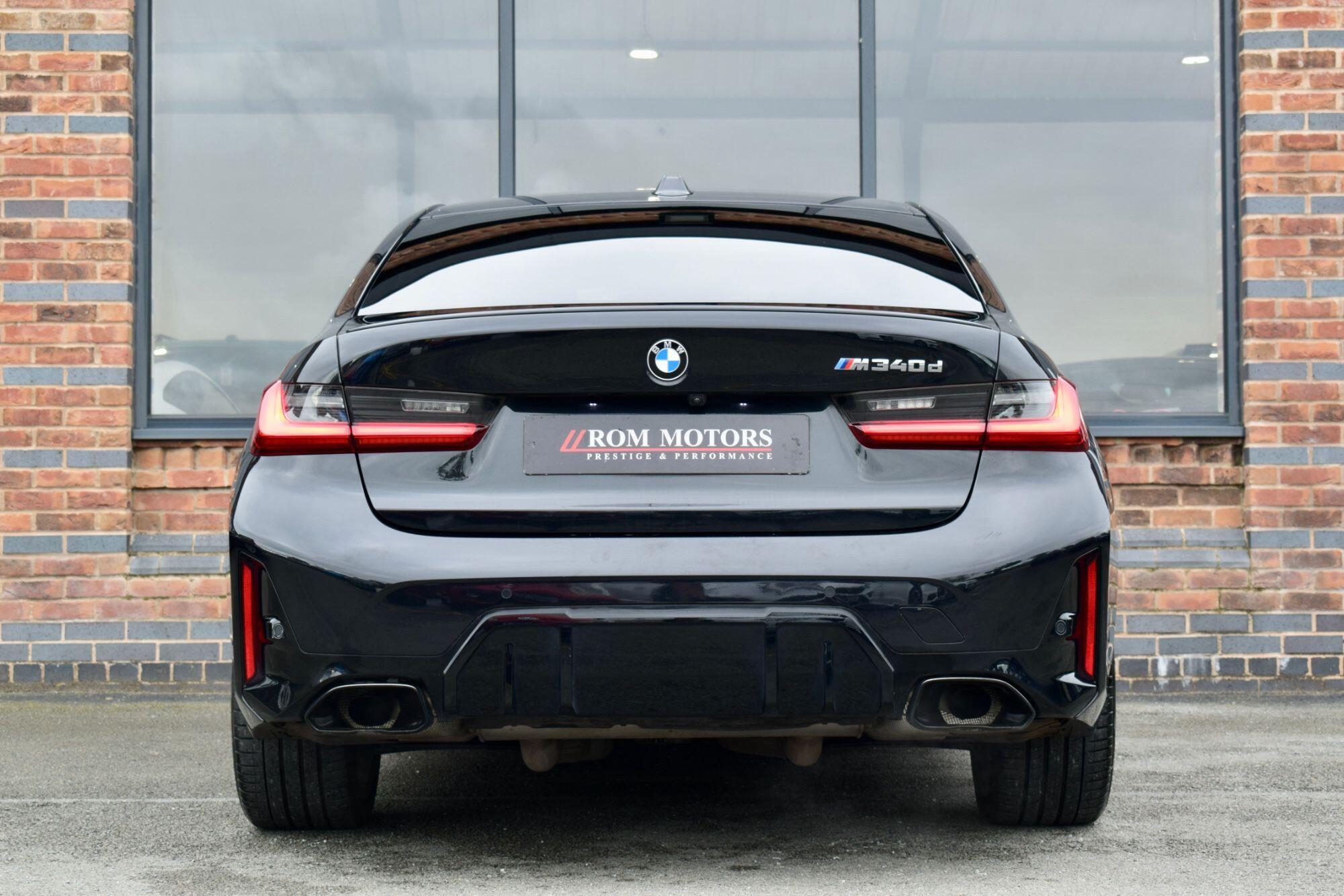 BMW 3 Series view 35