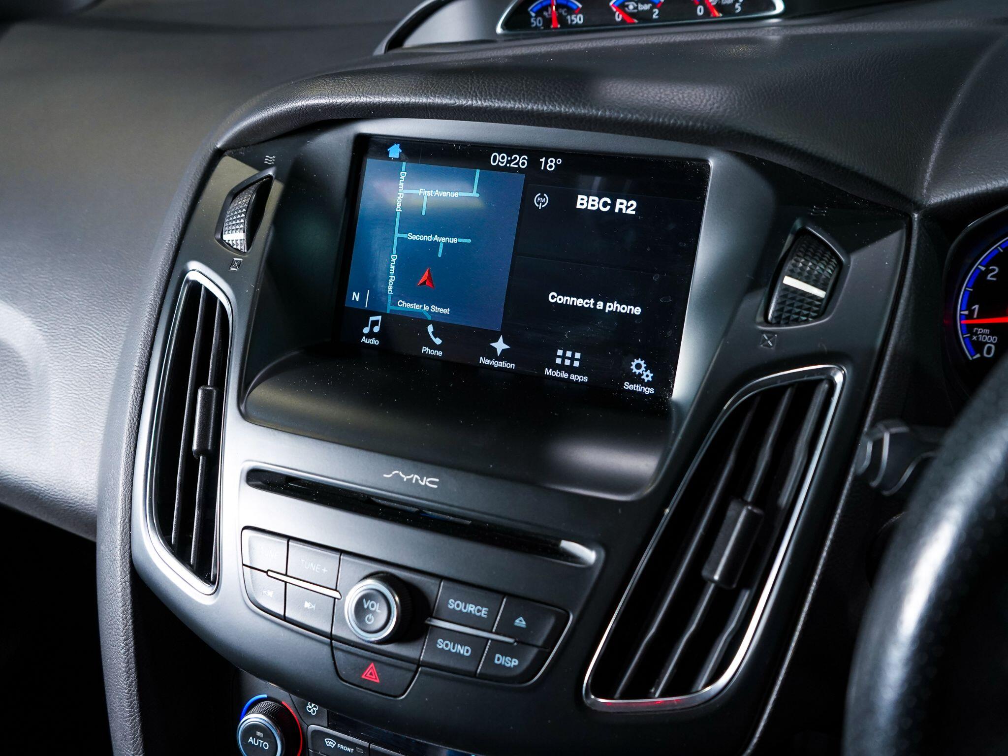 Ford Focus view 27
