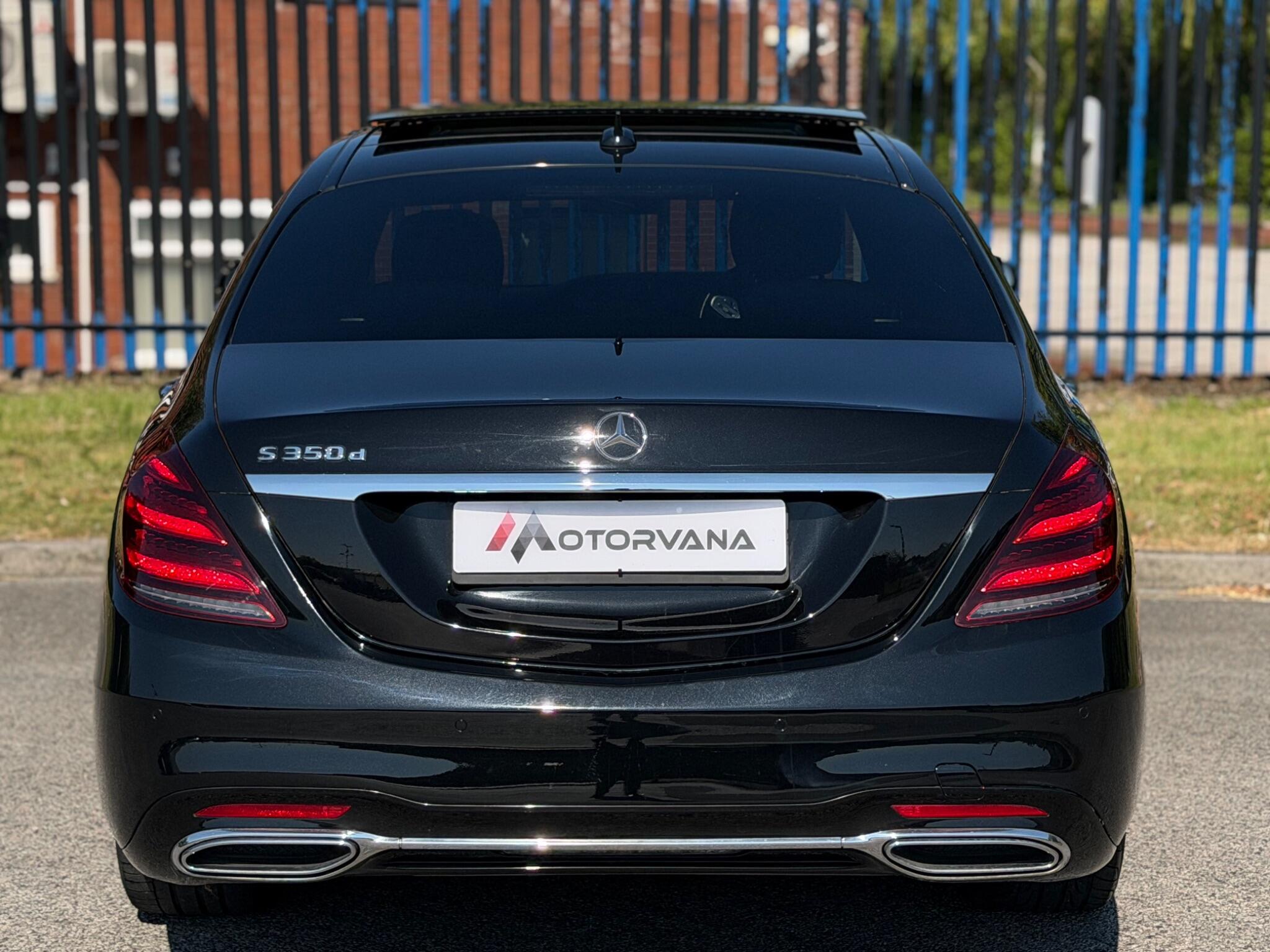 Mercedes-Benz S-Class view 11