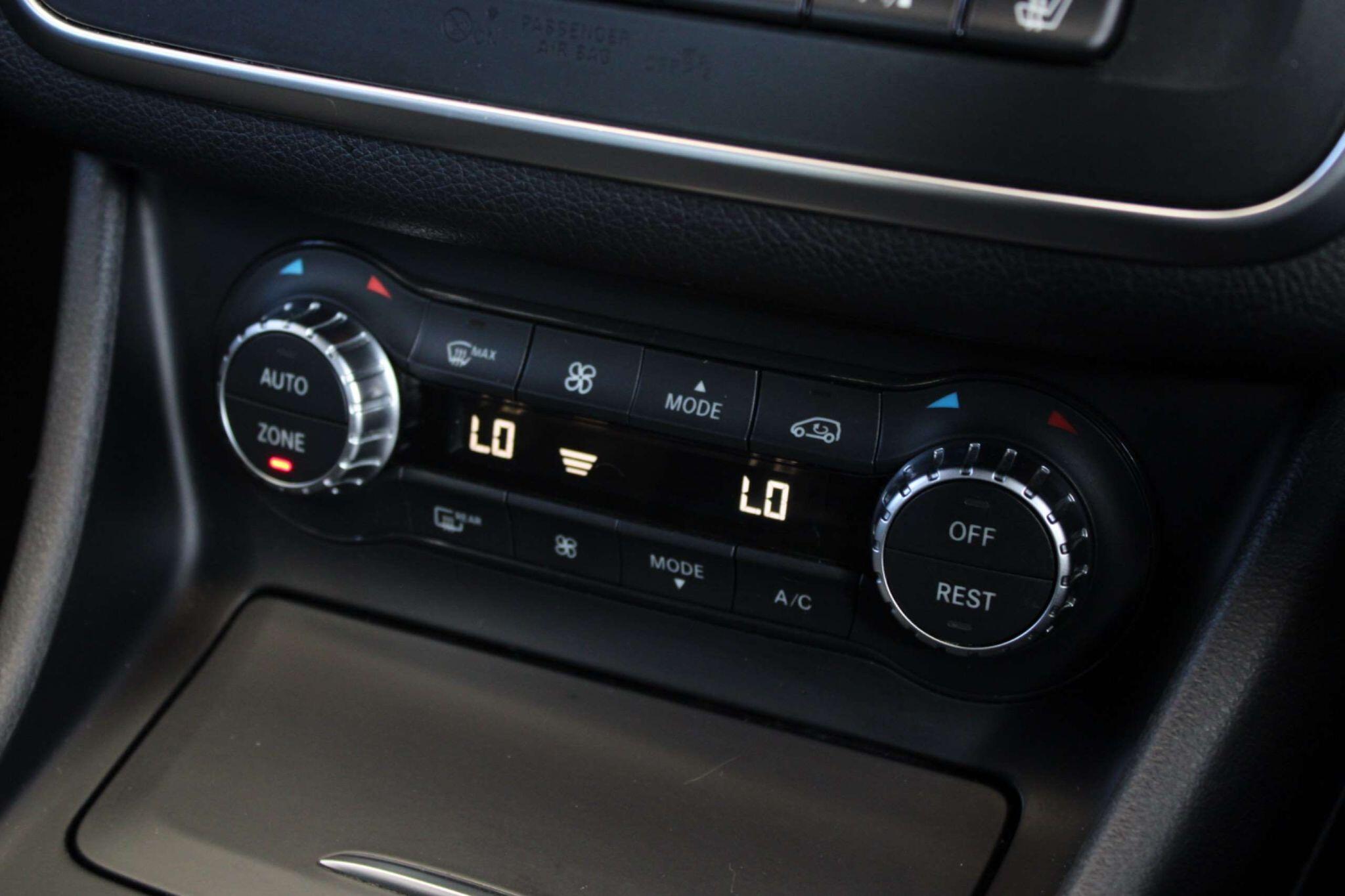 Mercedes-Benz Cla view 21