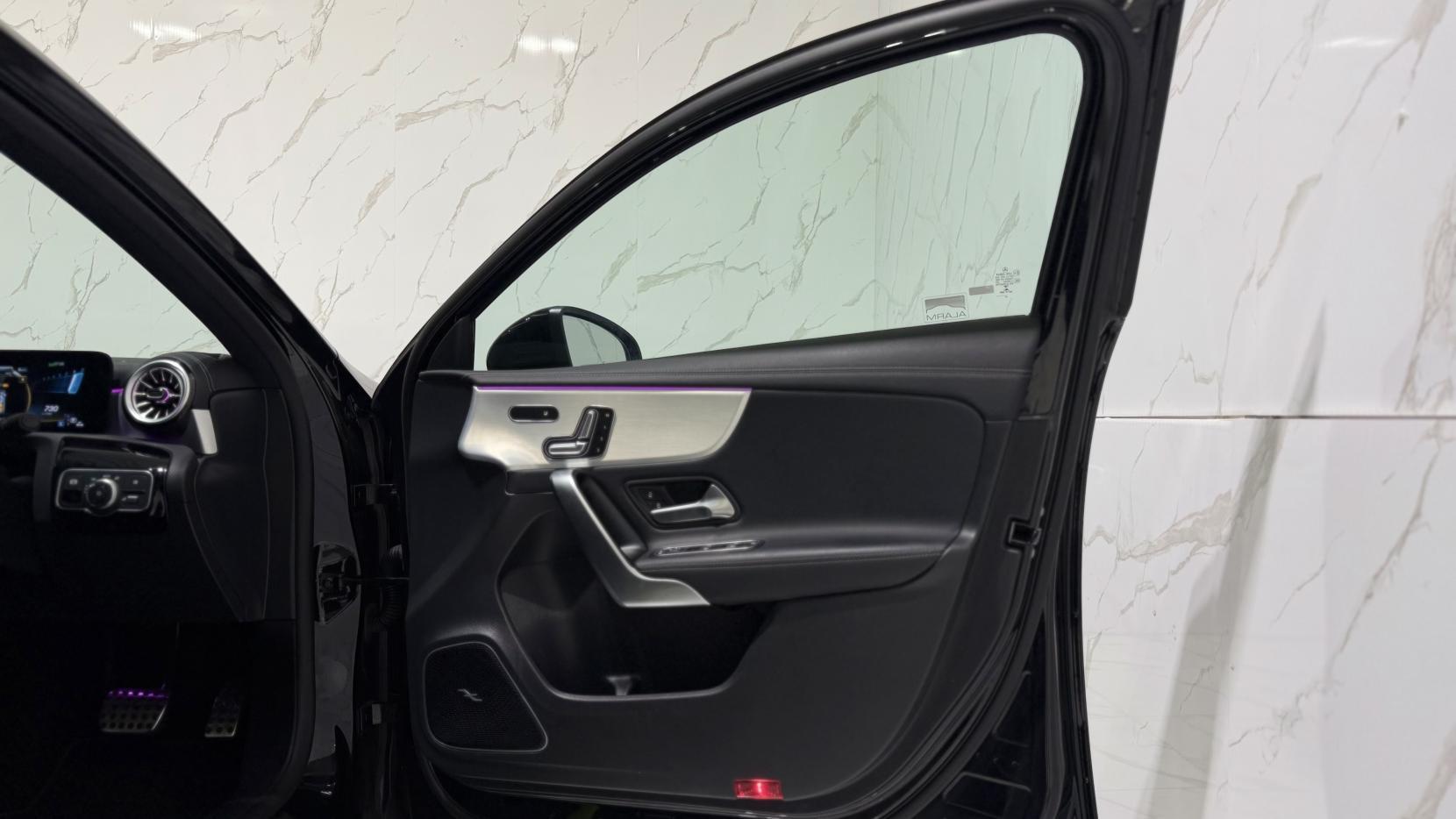 Mercedes-Benz A Class view 36